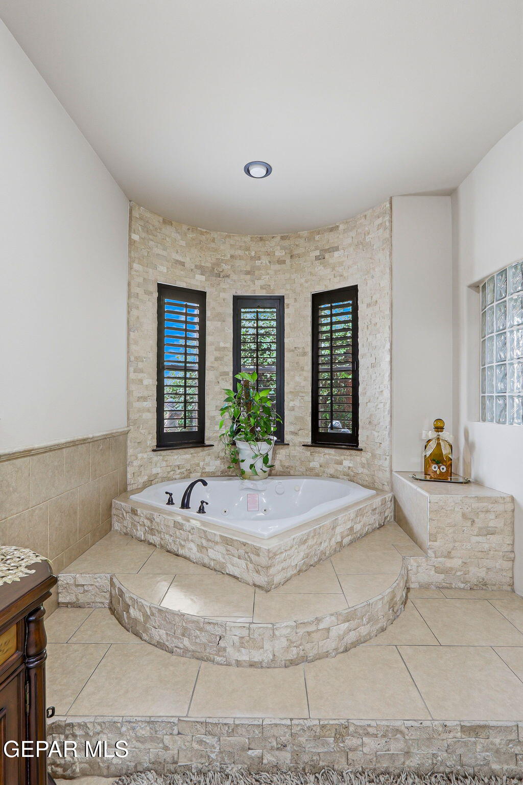 4500 Honey Willow Way Property Photo 39