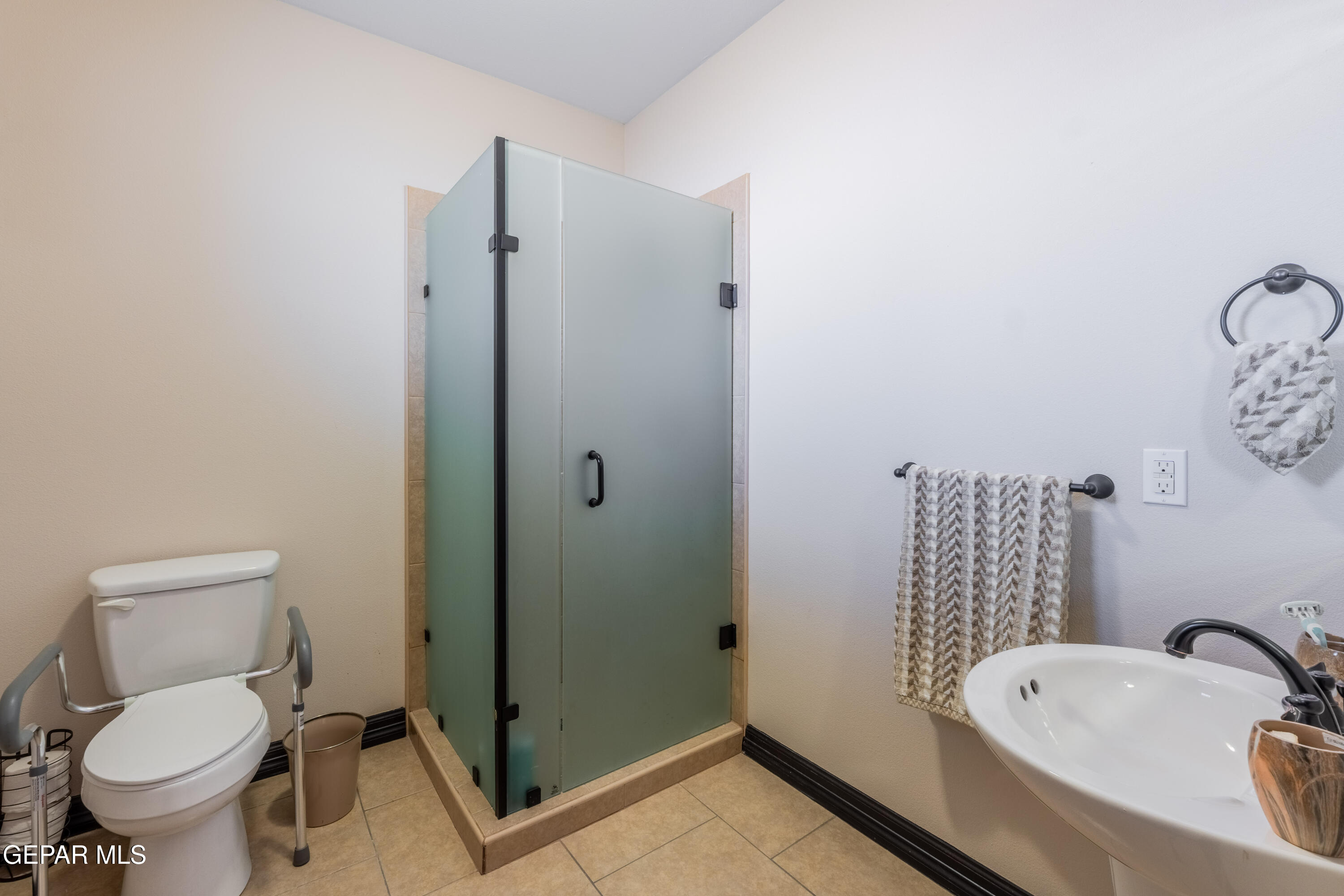 4500 Honey Willow Way Property Photo 45