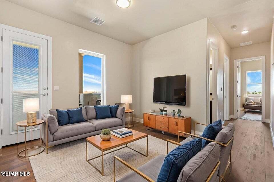 1848 Cimarron Park Place Property Photo 14
