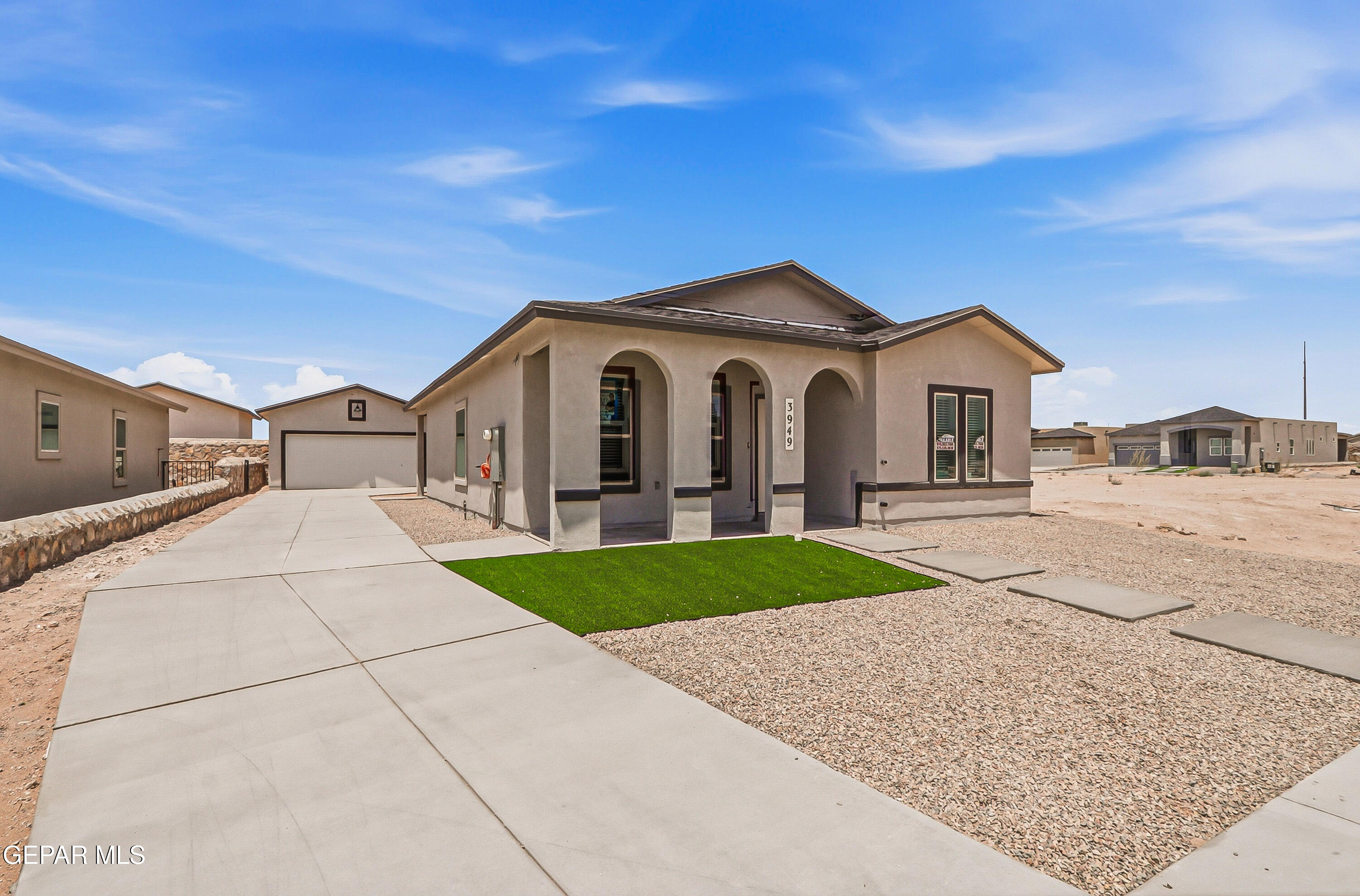 15025 Resolve Drive Property Photo 2