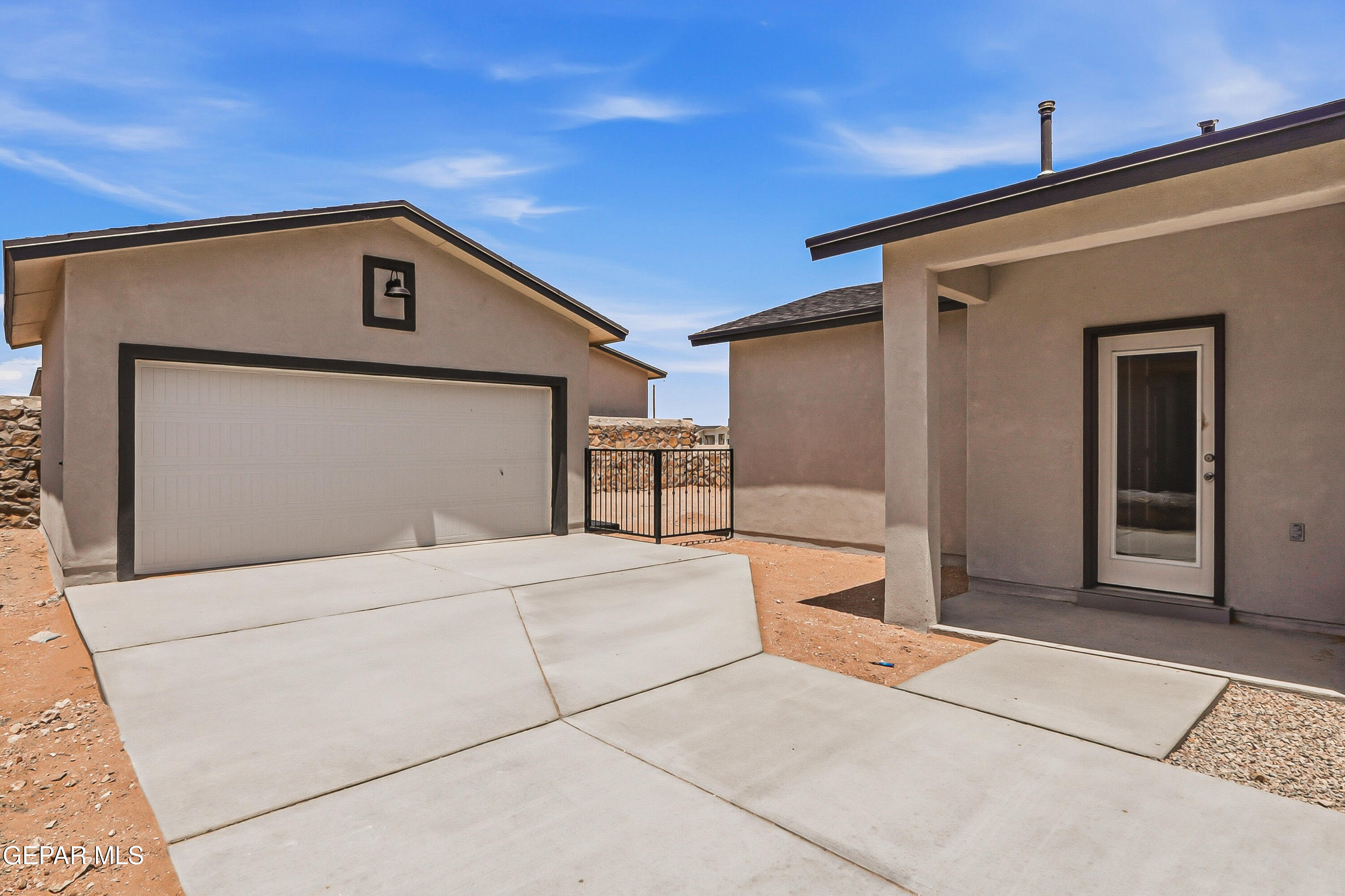 15025 Resolve Drive Property Photo 21