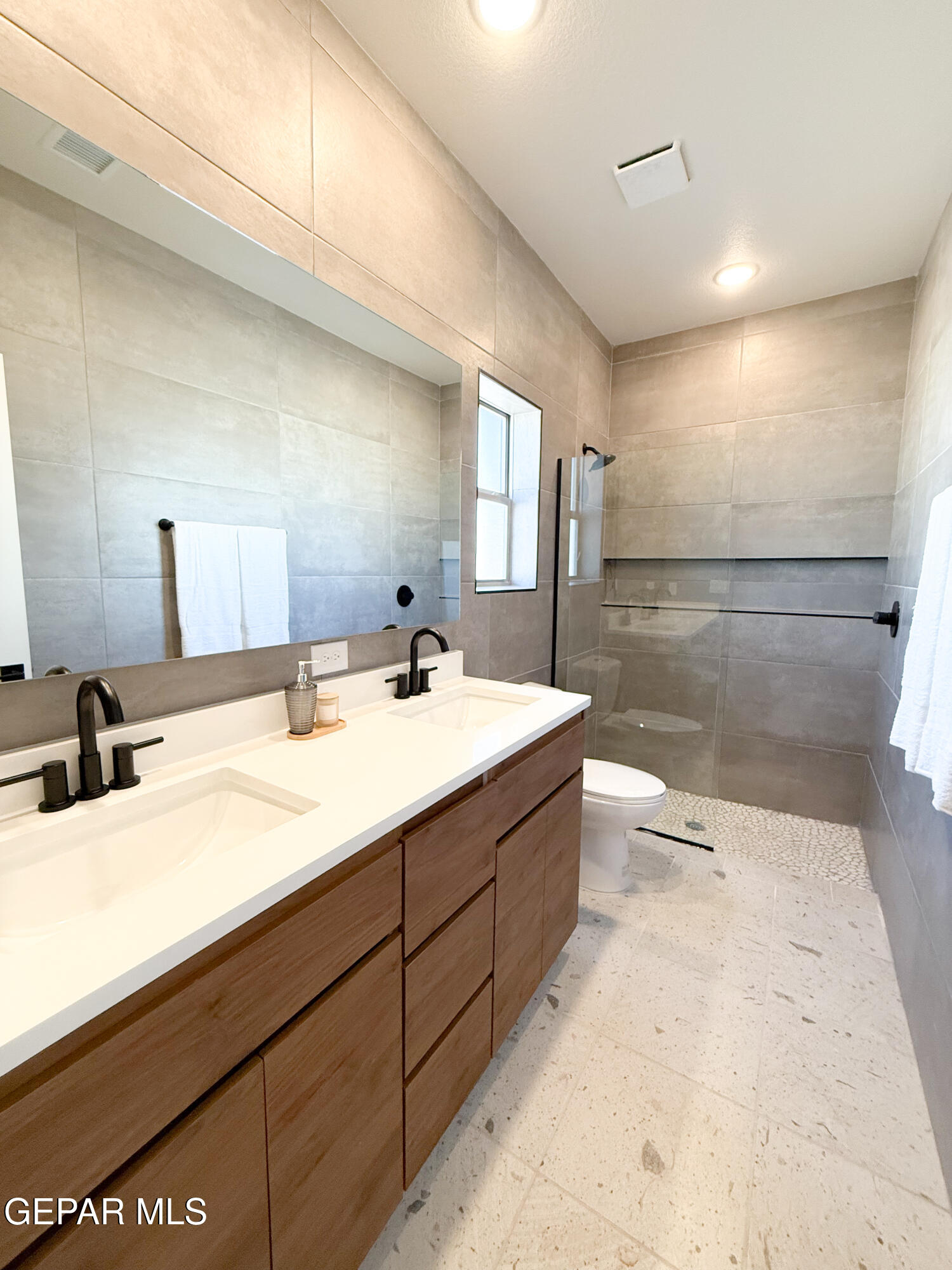 15241 Gauge Court Property Photo 21