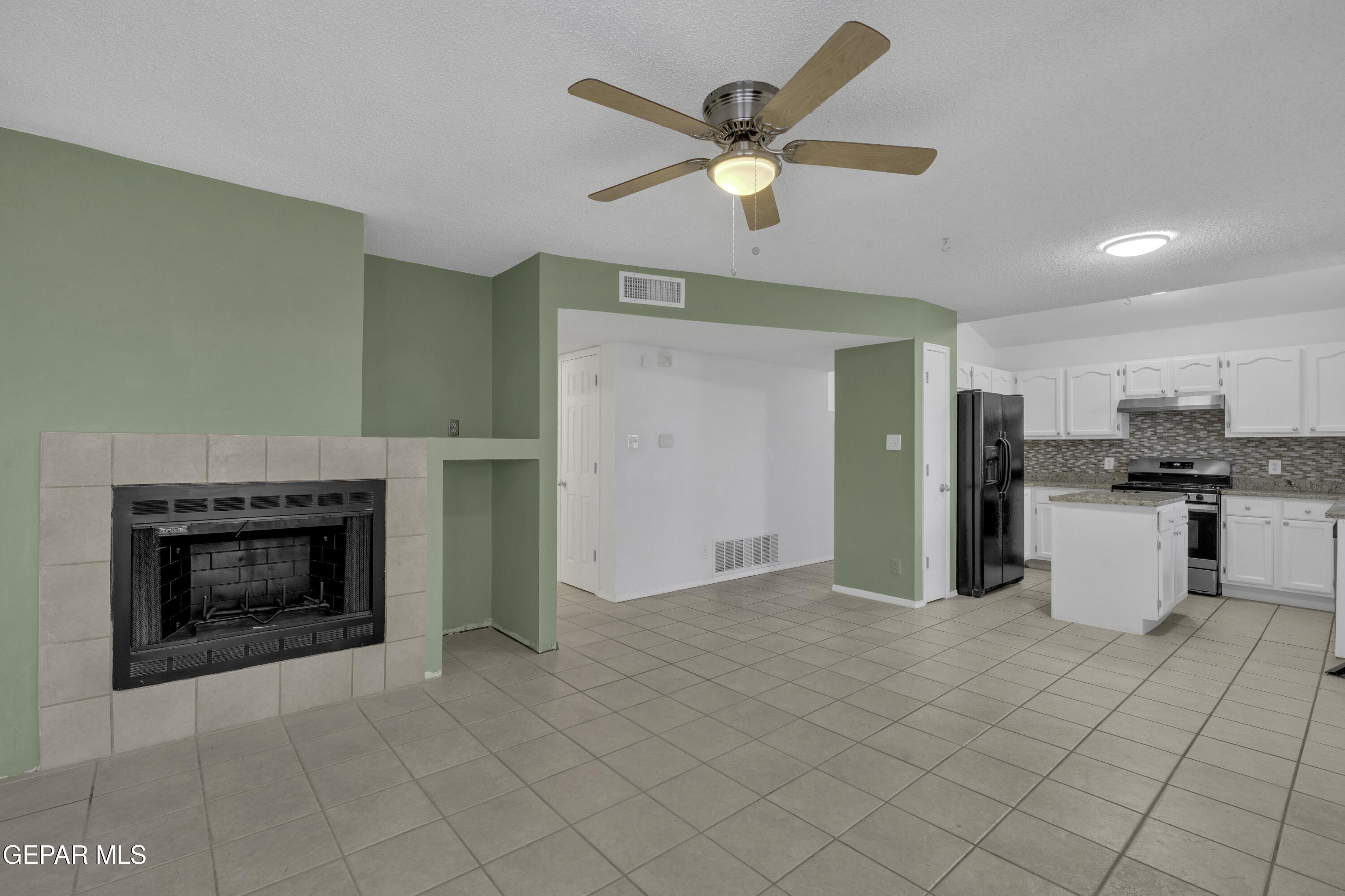 11348 Loma Linda Circle Property Photo 9
