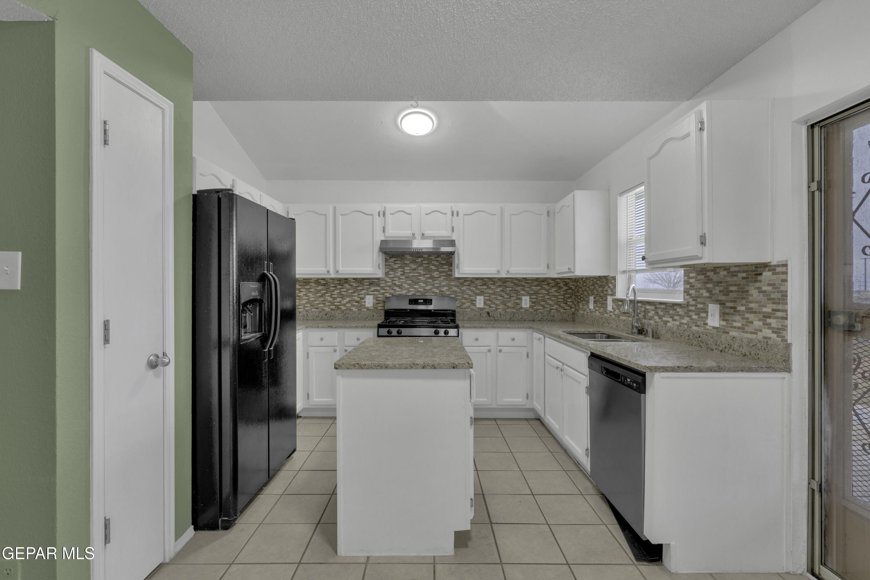 11348 Loma Linda Circle Property Photo 11