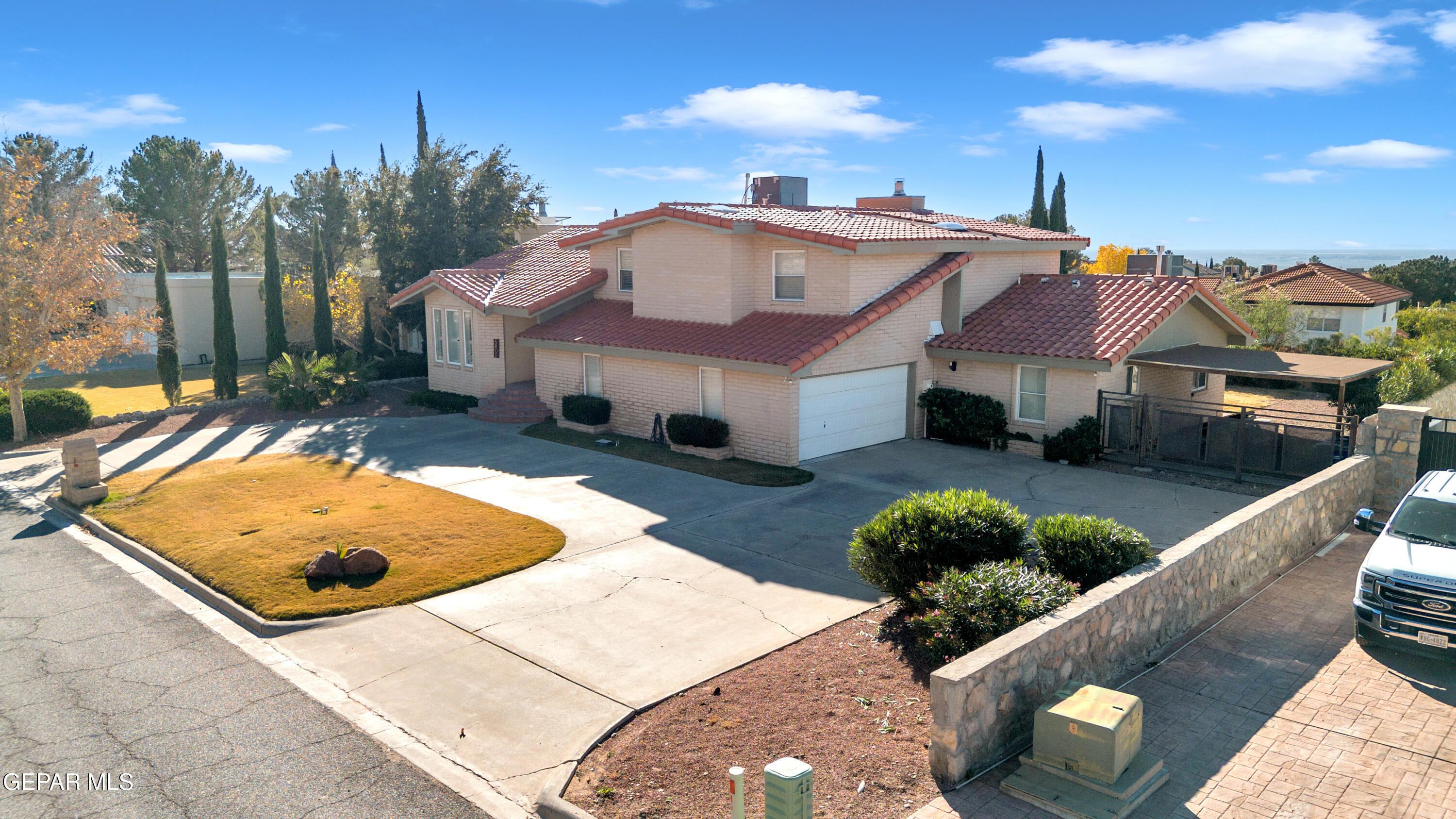 5809 Via Cuesta Drive Property Photo 1