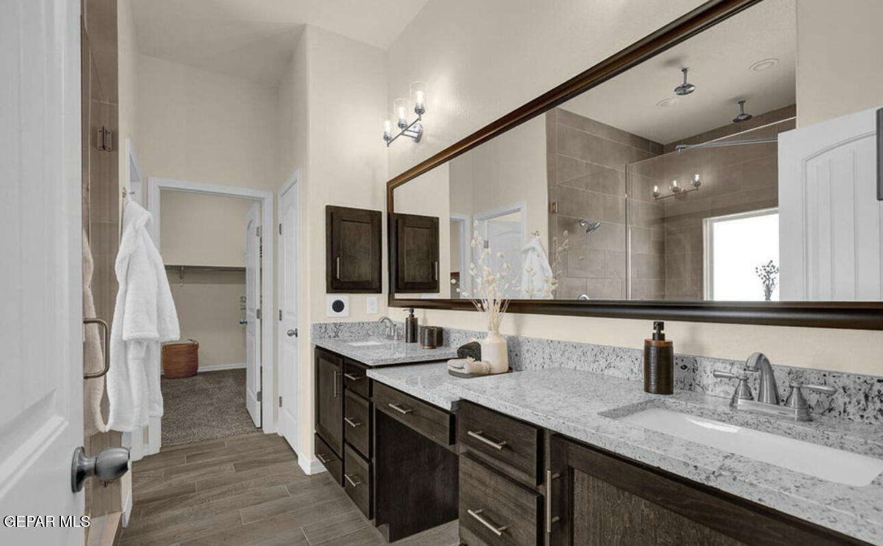 151 White Oaks Trail Property Photo 24