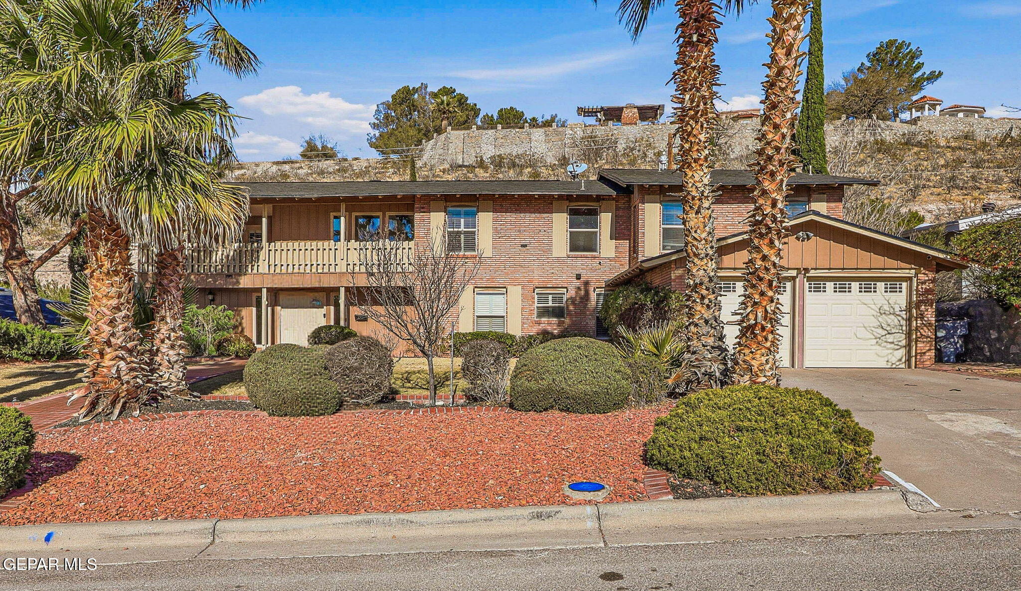 5685 Burning Tree Drive Property Photo 1