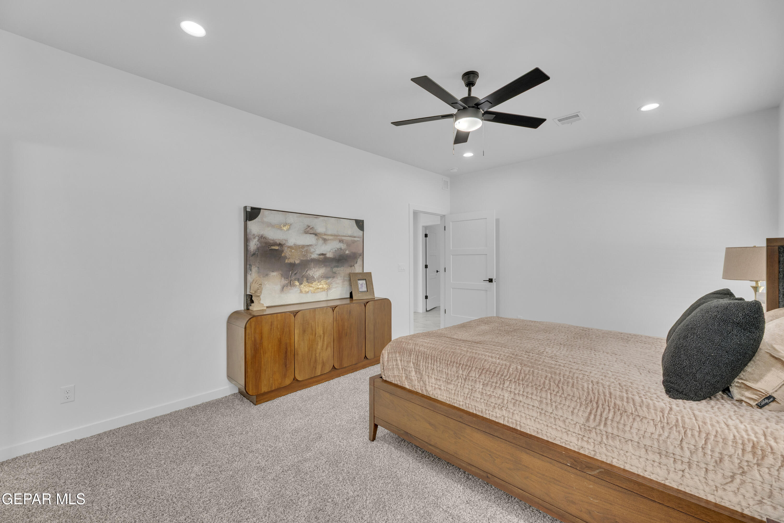 904 Aircoupe Way Property Photo 17