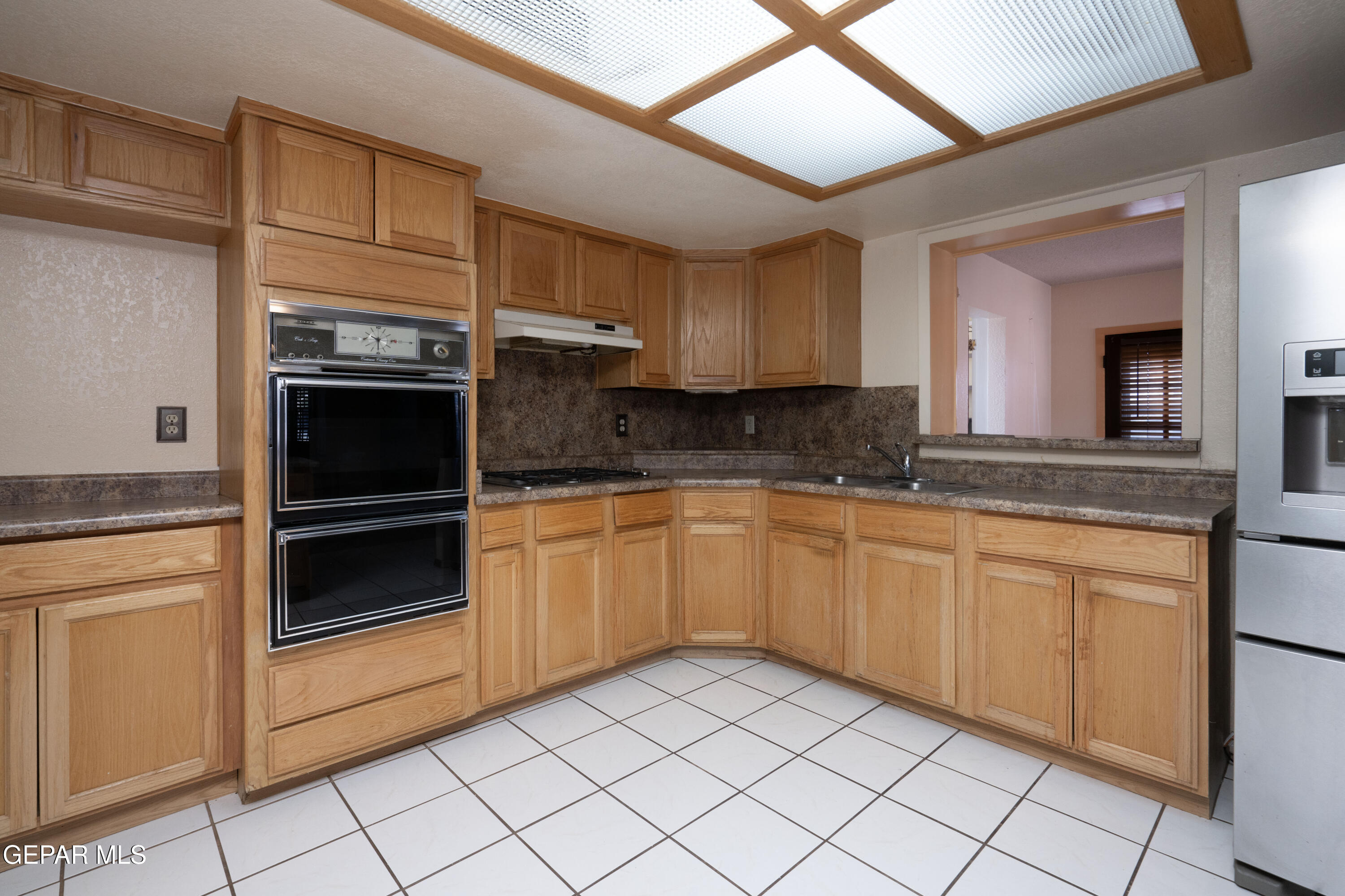 3034 Monroe Avenue Property Photo 6