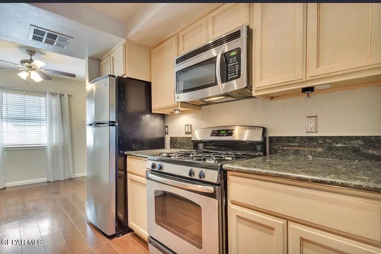 417 Irondale Drive I Property Photo 8