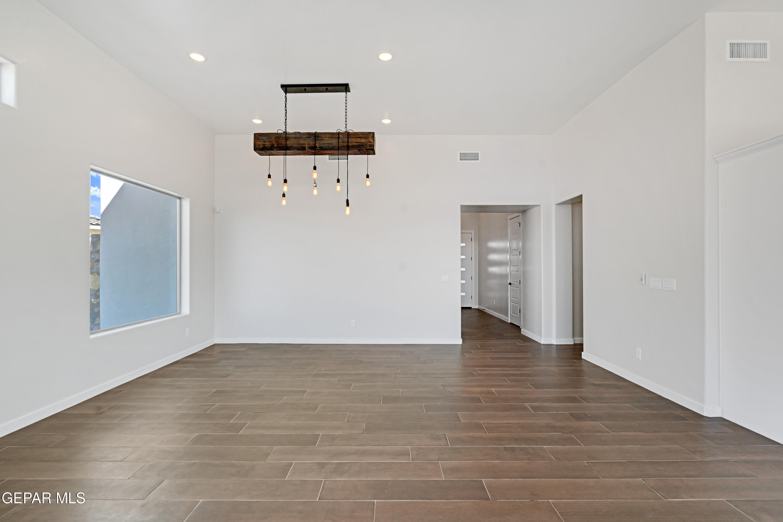 7308 Cimarron Gap Drive Property Photo 6