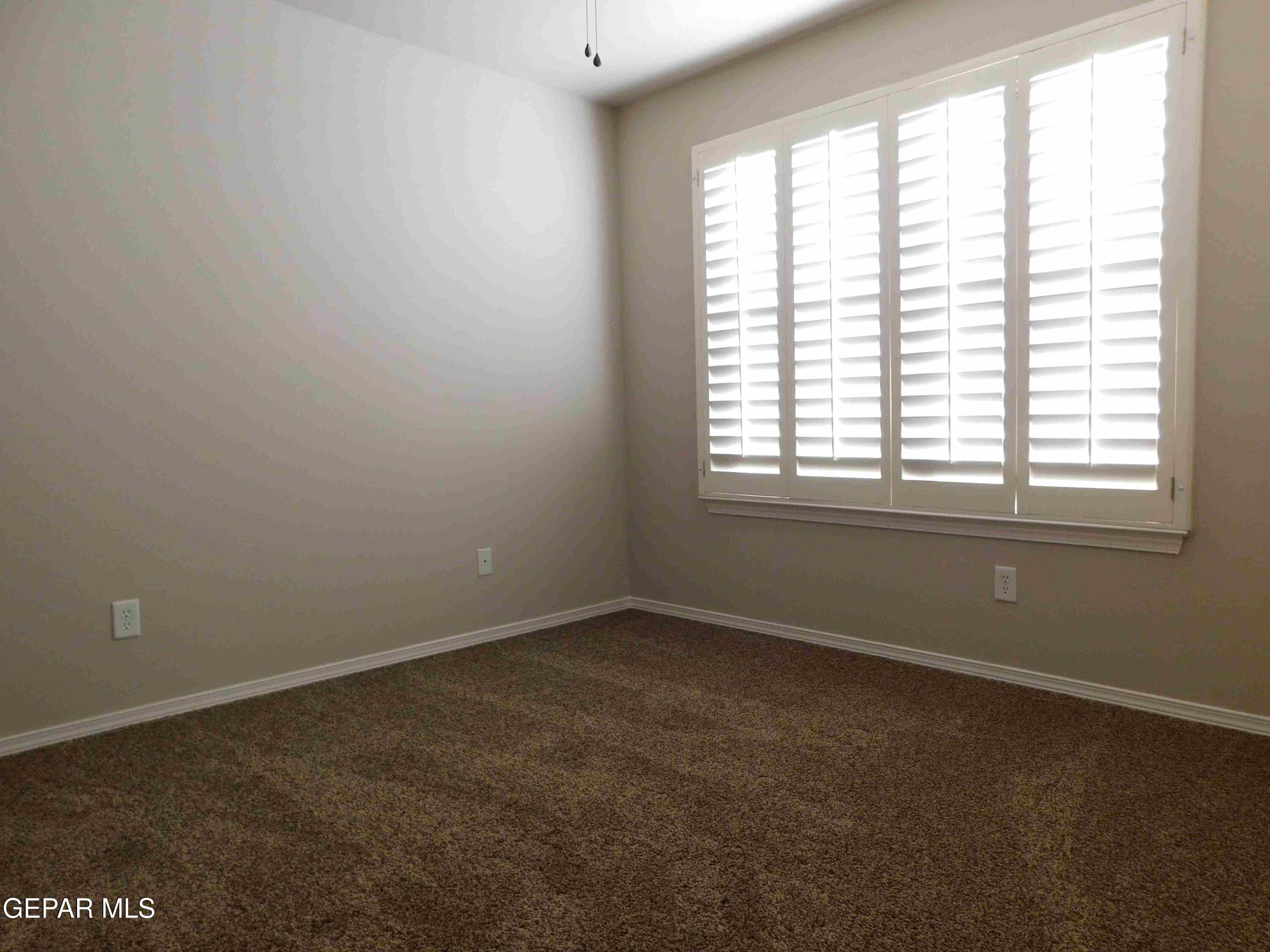 10021 Railroad Drive 303 Property Photo 18