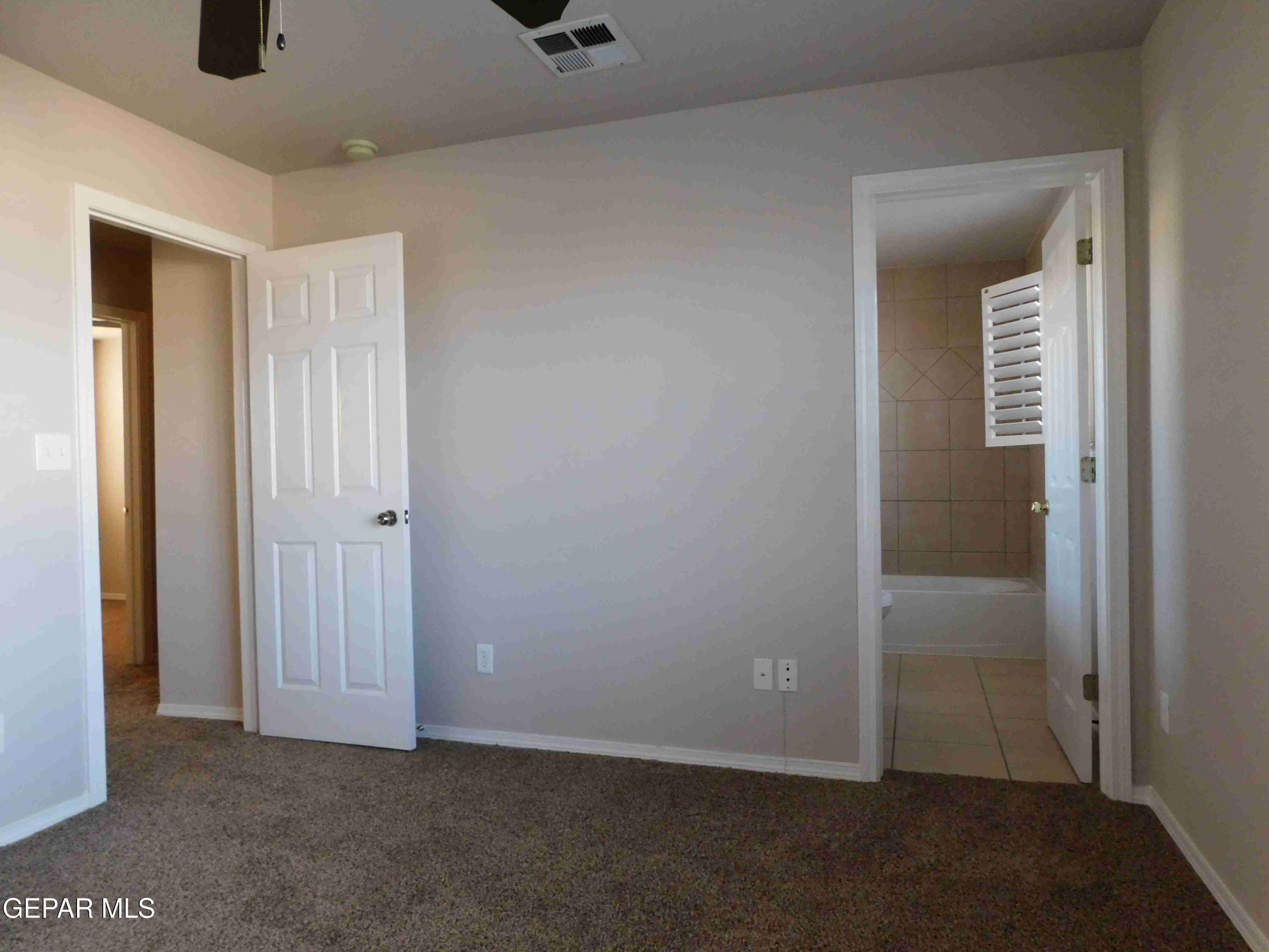 10021 Railroad Drive 303 Property Photo 21