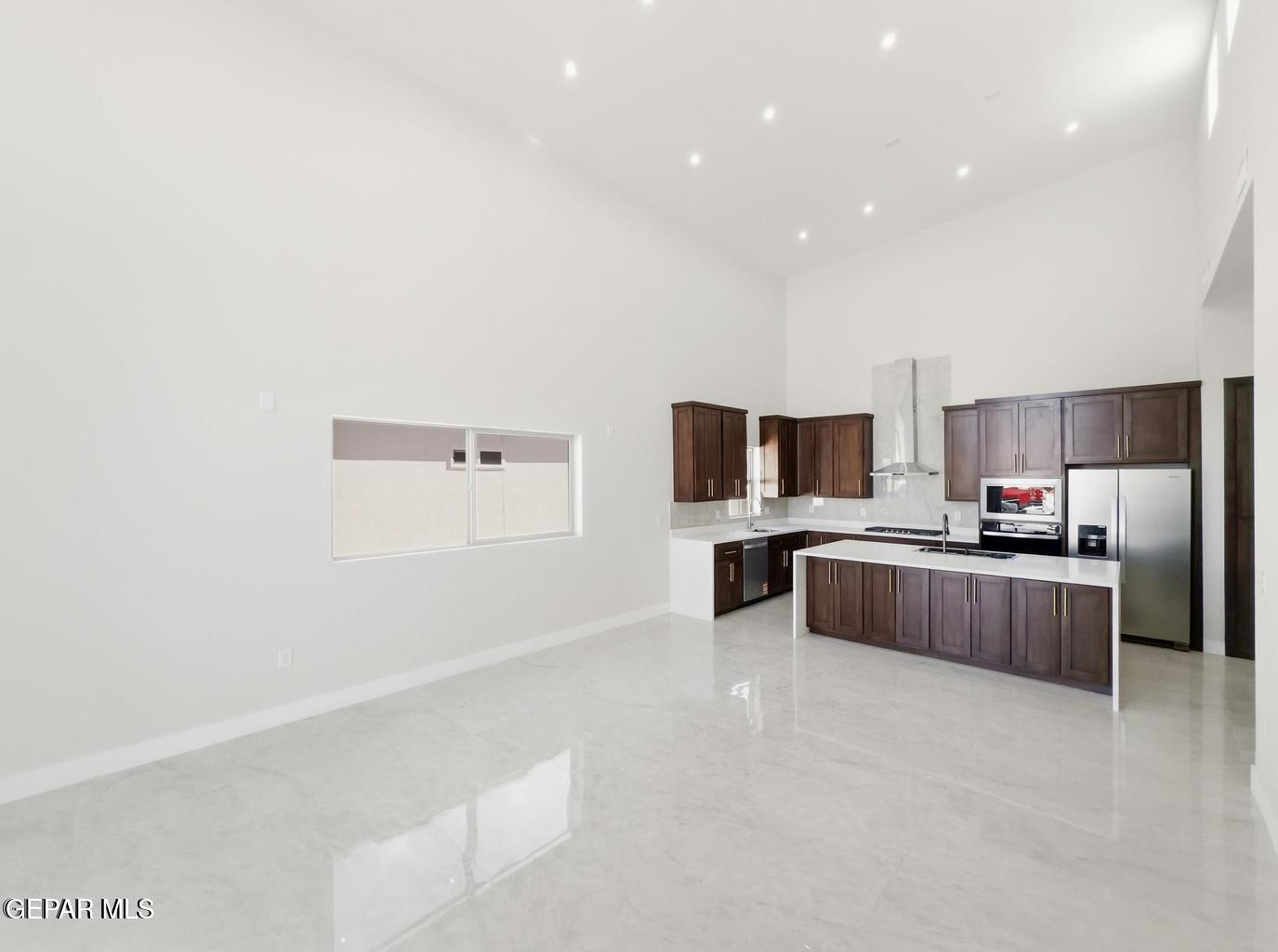 12321 Anson Mills Way Property Photo 11