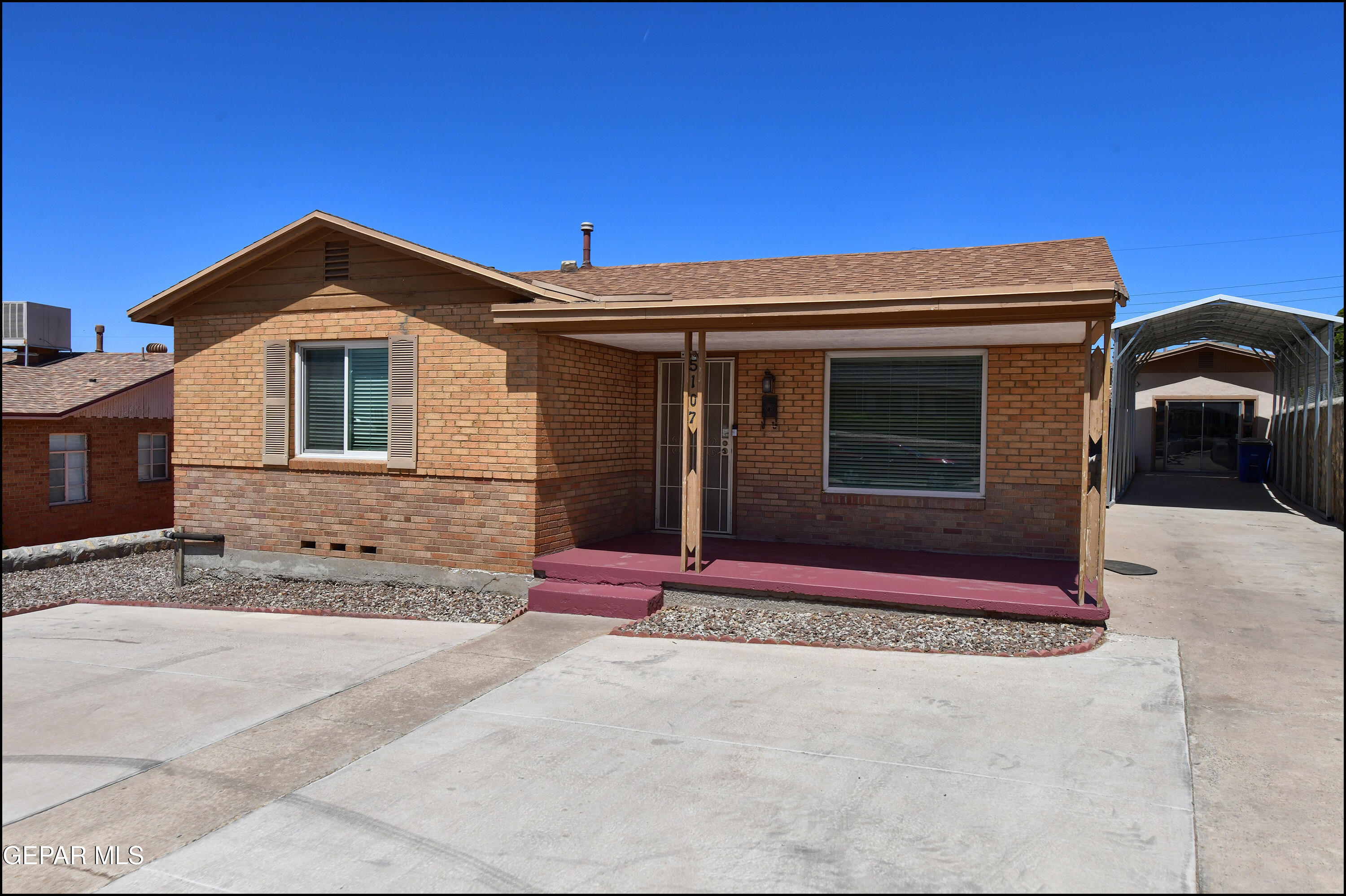 5107 Raymond Jays Road Property Photo 2