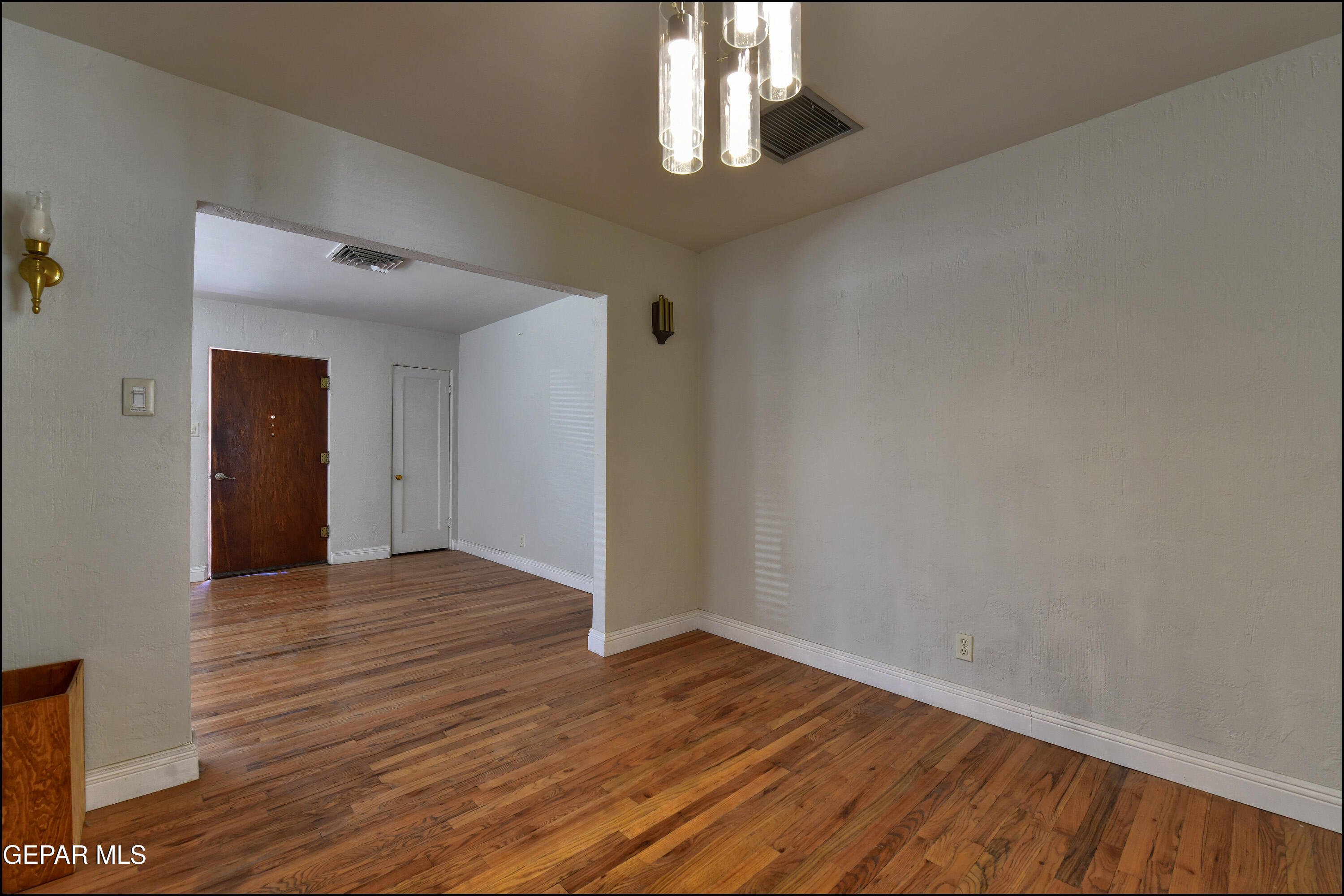 5107 Raymond Jays Road Property Photo 6