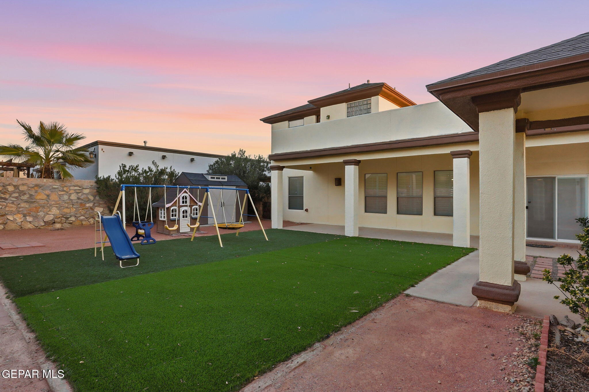 13579 Emerald Falls Drive Property Photo 6