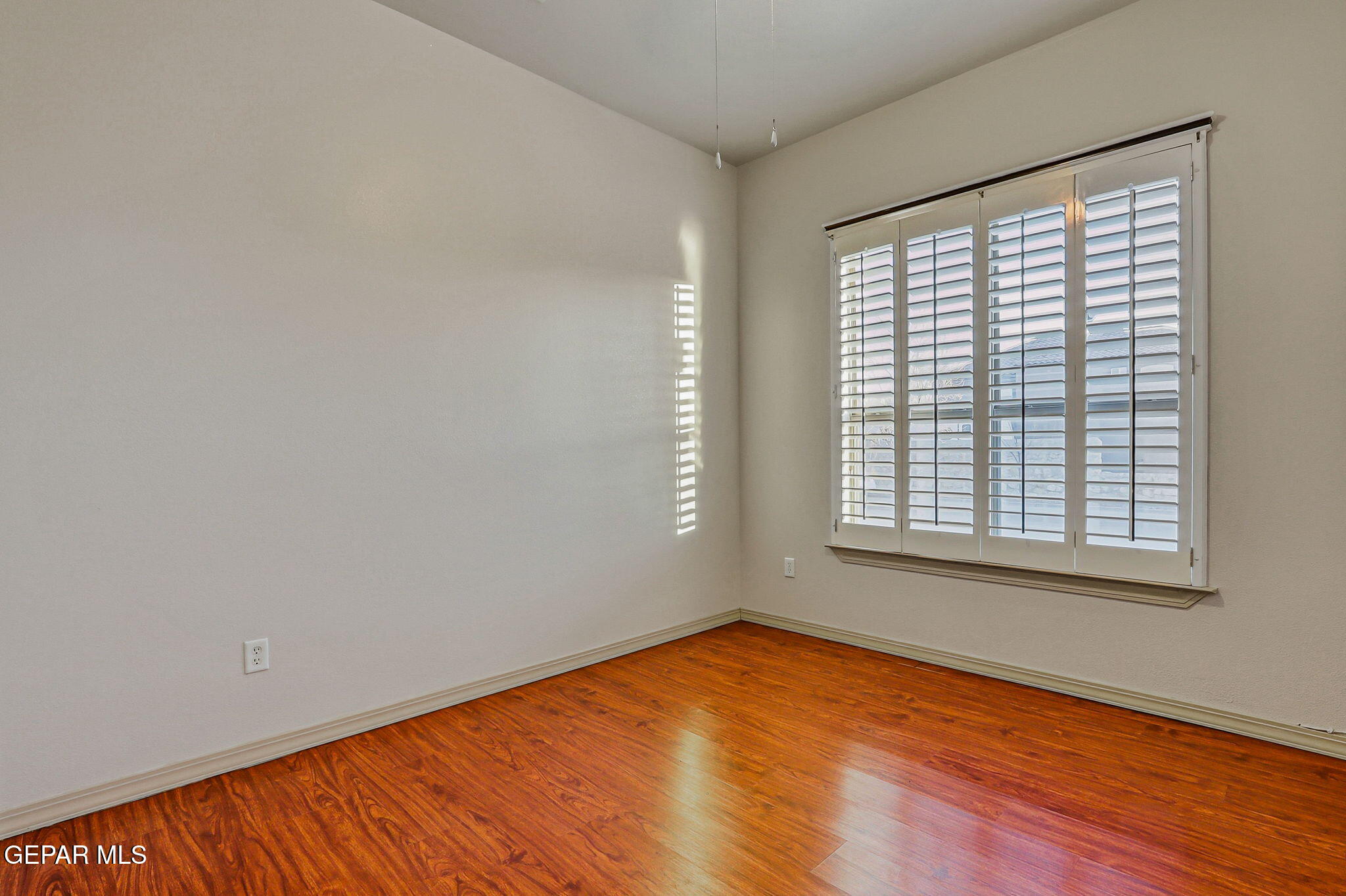 13579 Emerald Falls Drive Property Photo 7