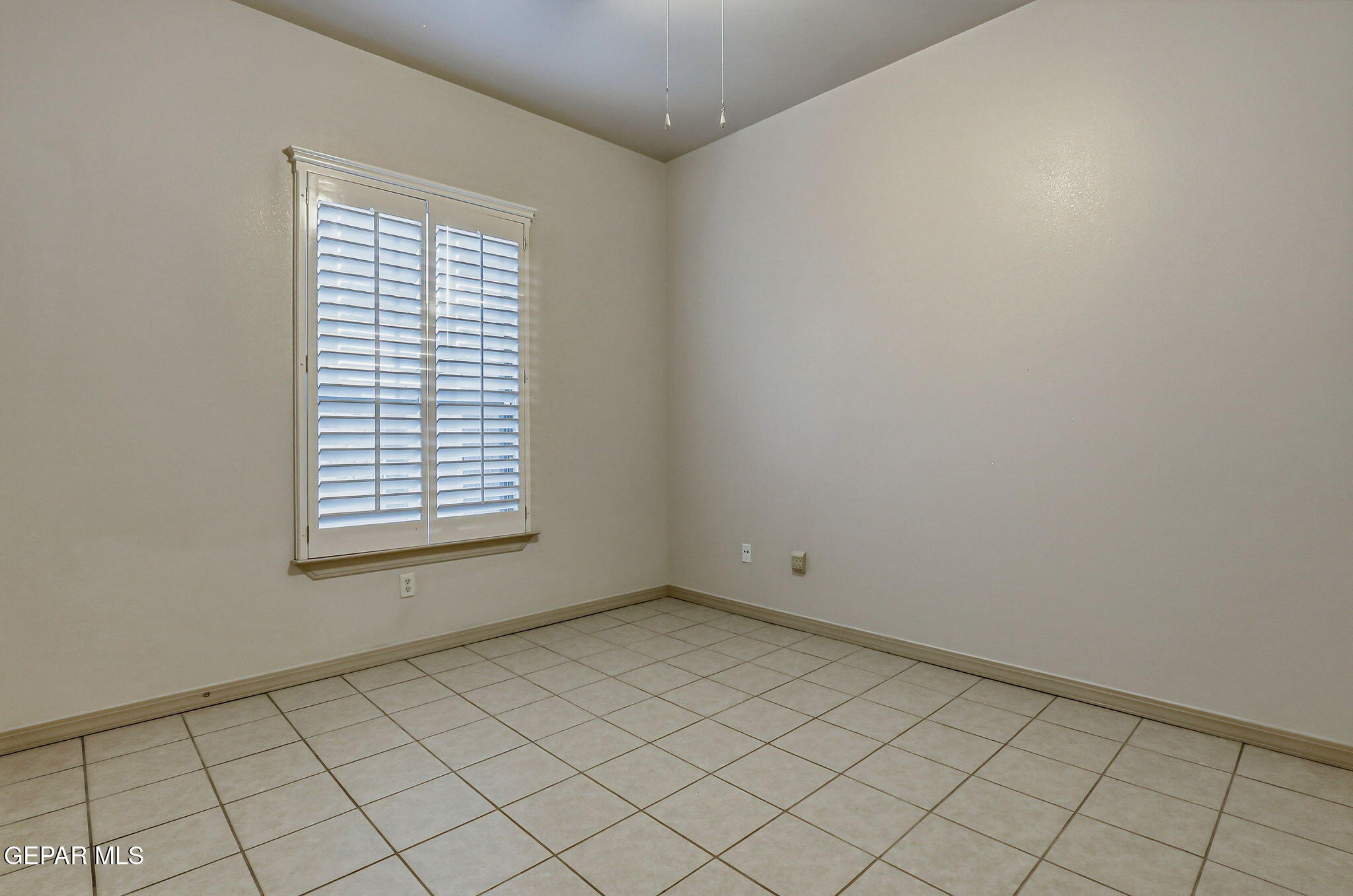 13579 Emerald Falls Drive Property Photo 16