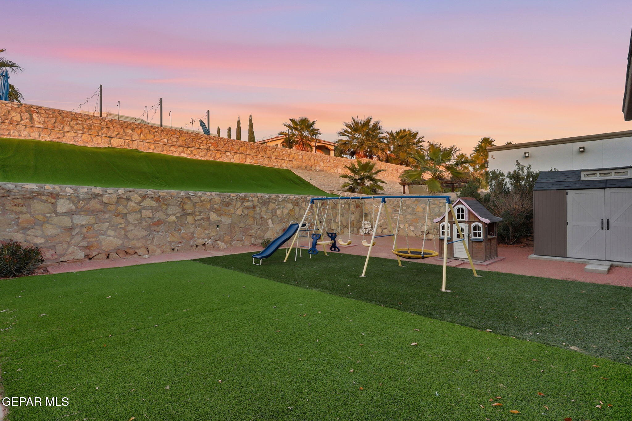 13579 Emerald Falls Drive Property Photo 44