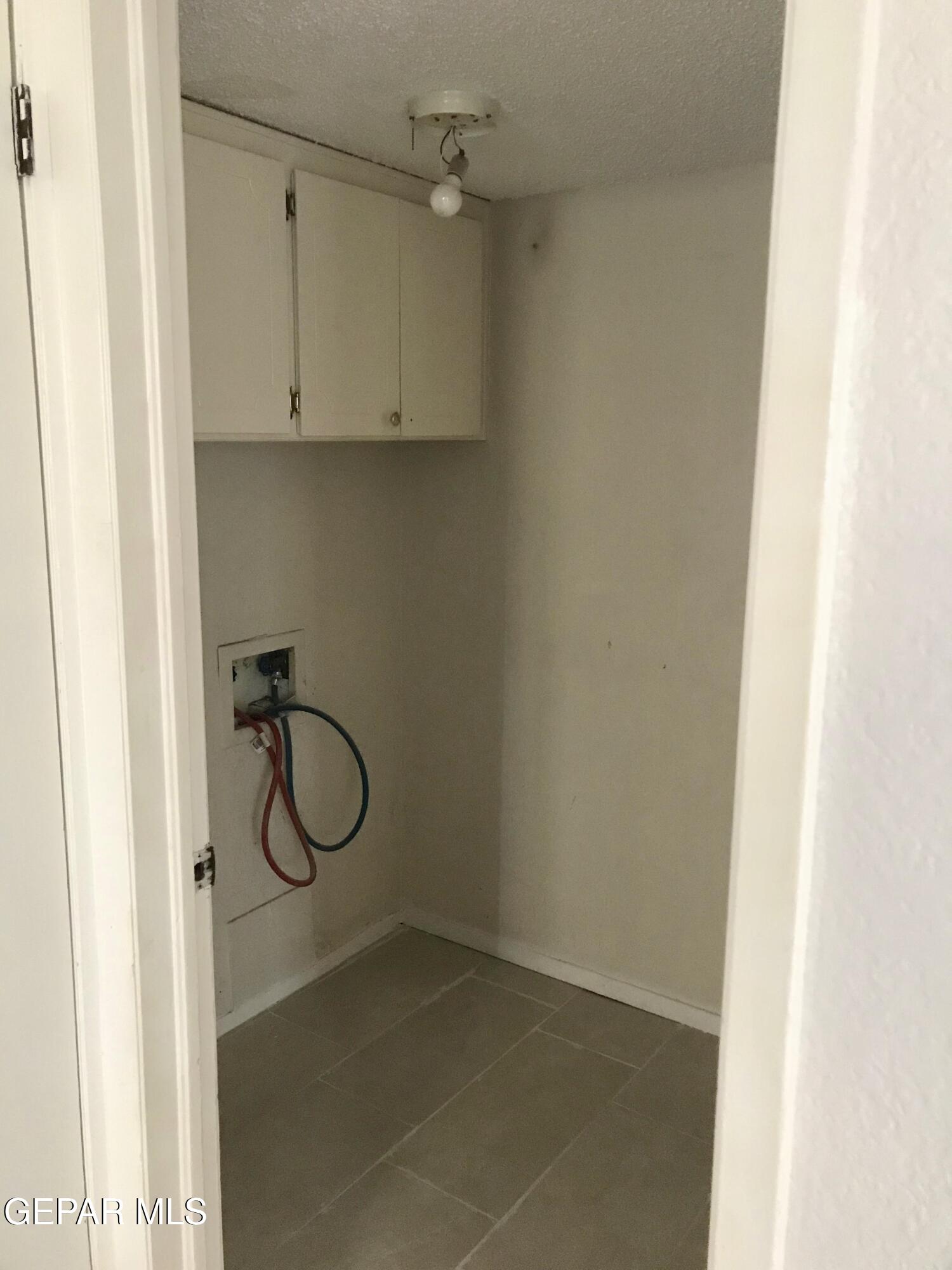 8100 Alameda Avenue Property Photo 30