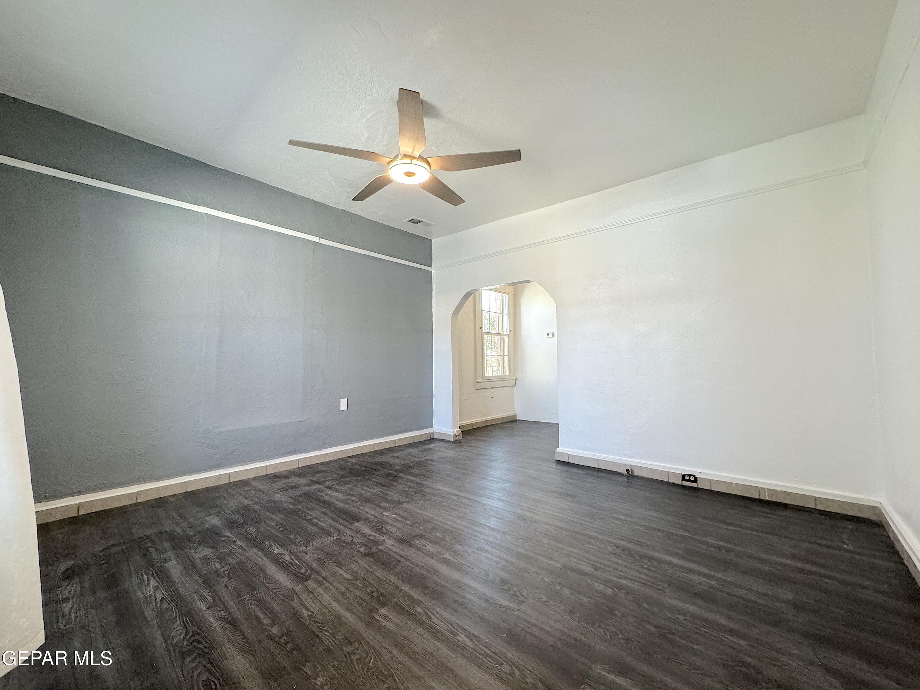3906 1/2 Tularosa Avenue Property Photo 5