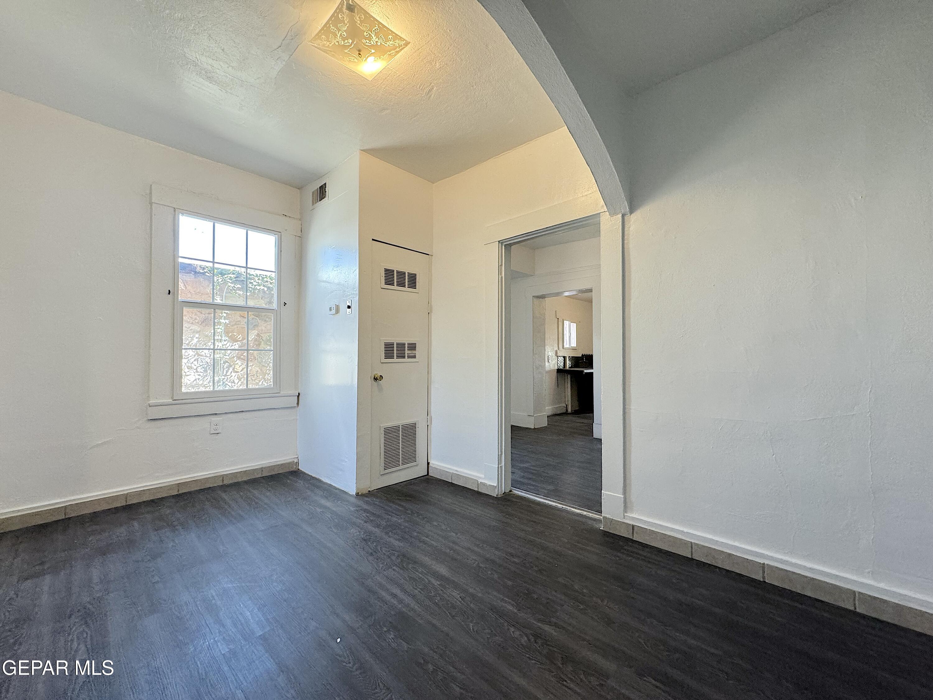 3906 1/2 Tularosa Avenue Property Photo 7