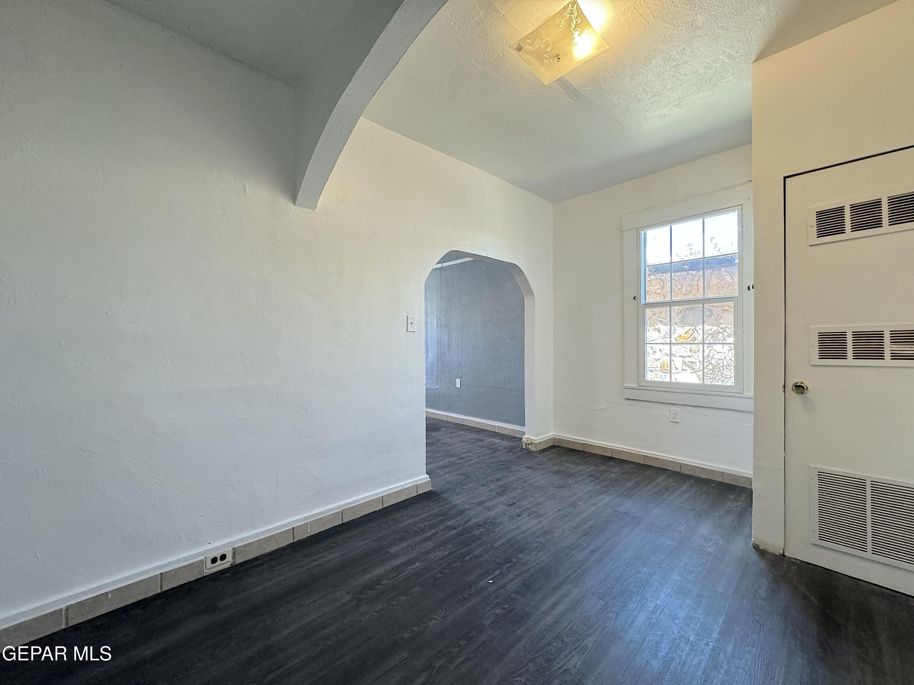 3906 1/2 Tularosa Avenue Property Photo 8