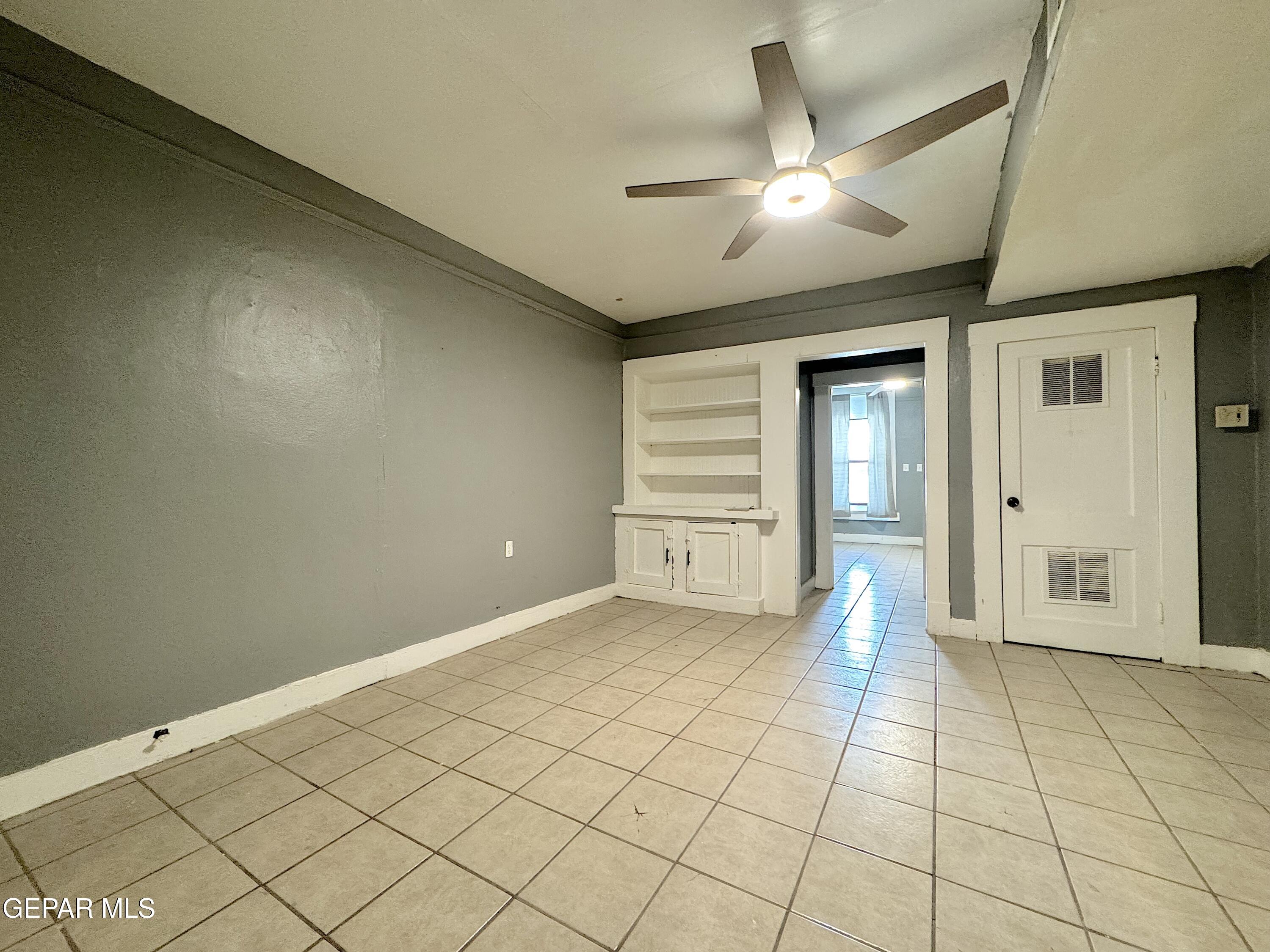 3906 1/2 Tularosa Avenue Property Photo 21