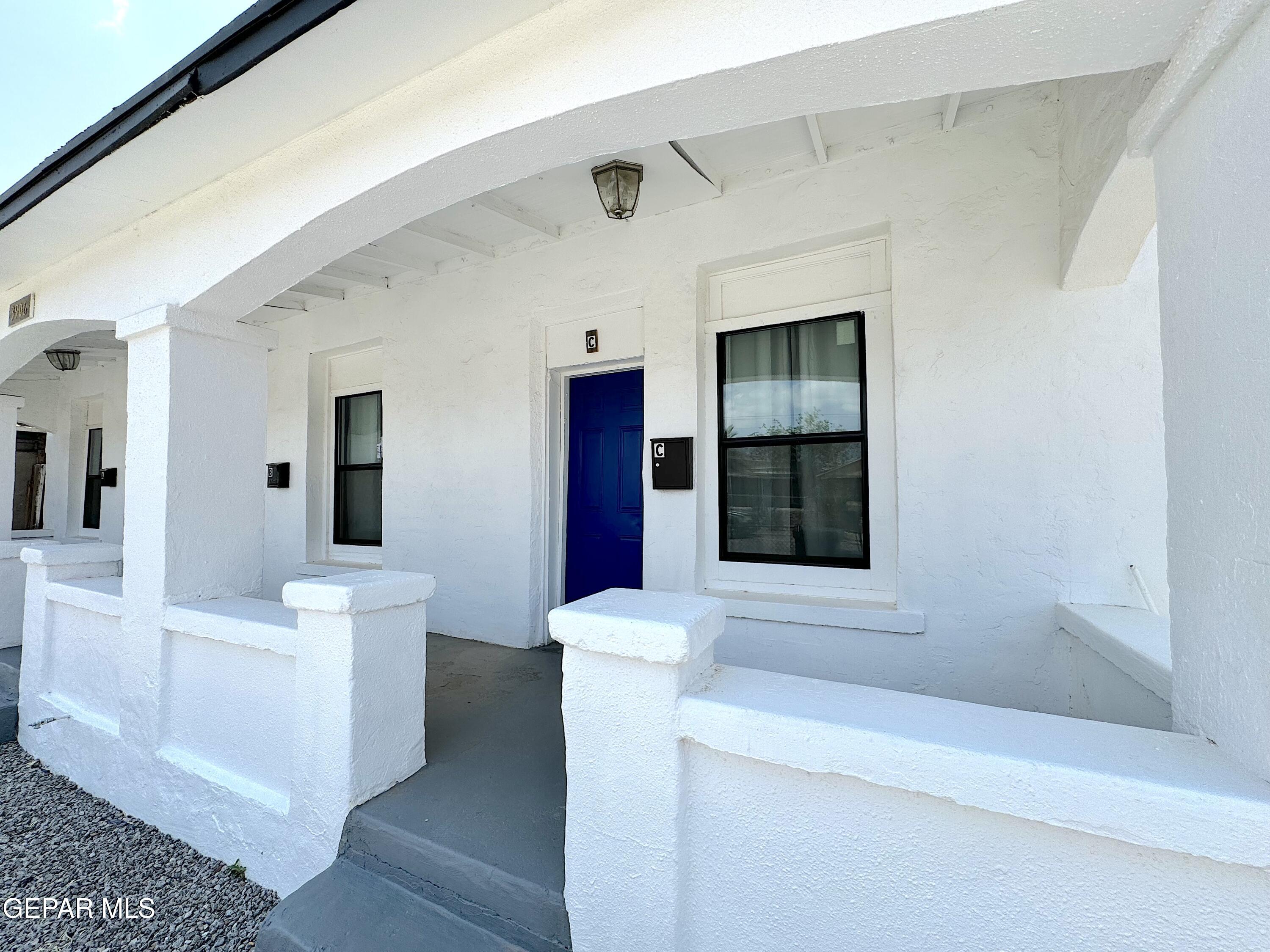 3906 1/2 Tularosa Avenue Property Photo 29