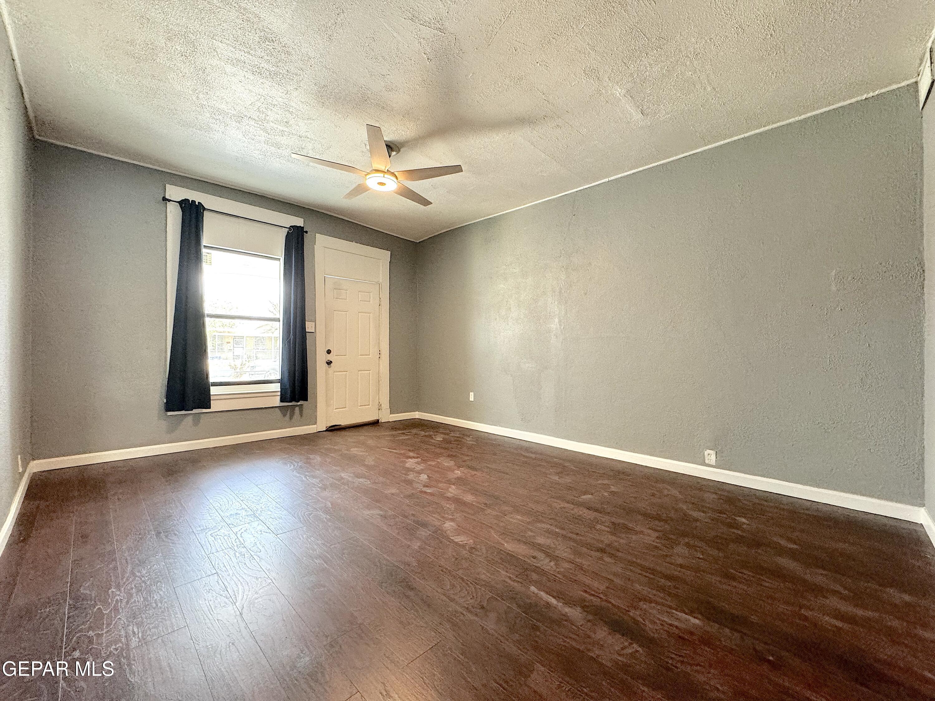 3906 1/2 Tularosa Avenue Property Photo 31