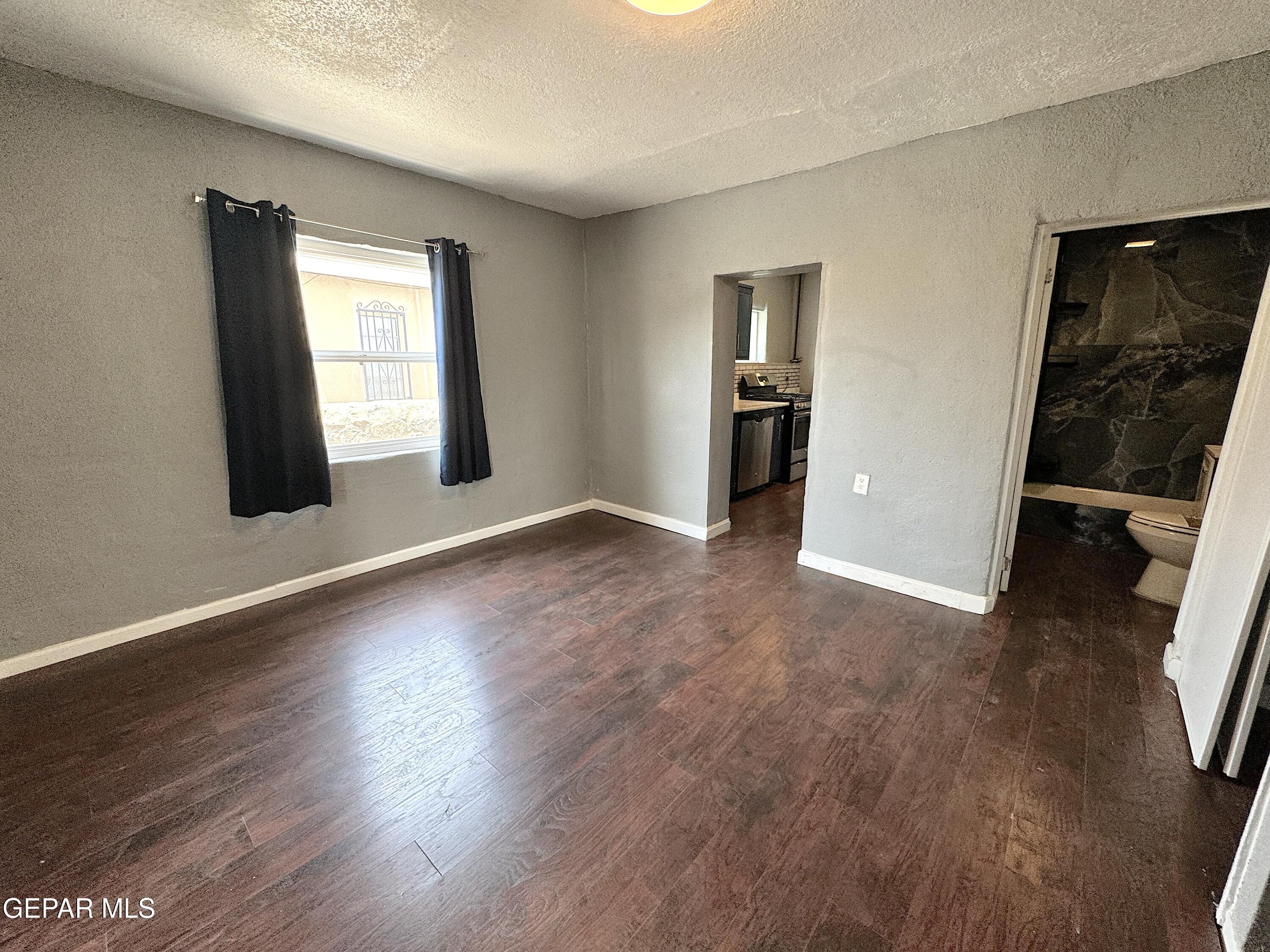3906 1/2 Tularosa Avenue Property Photo 39