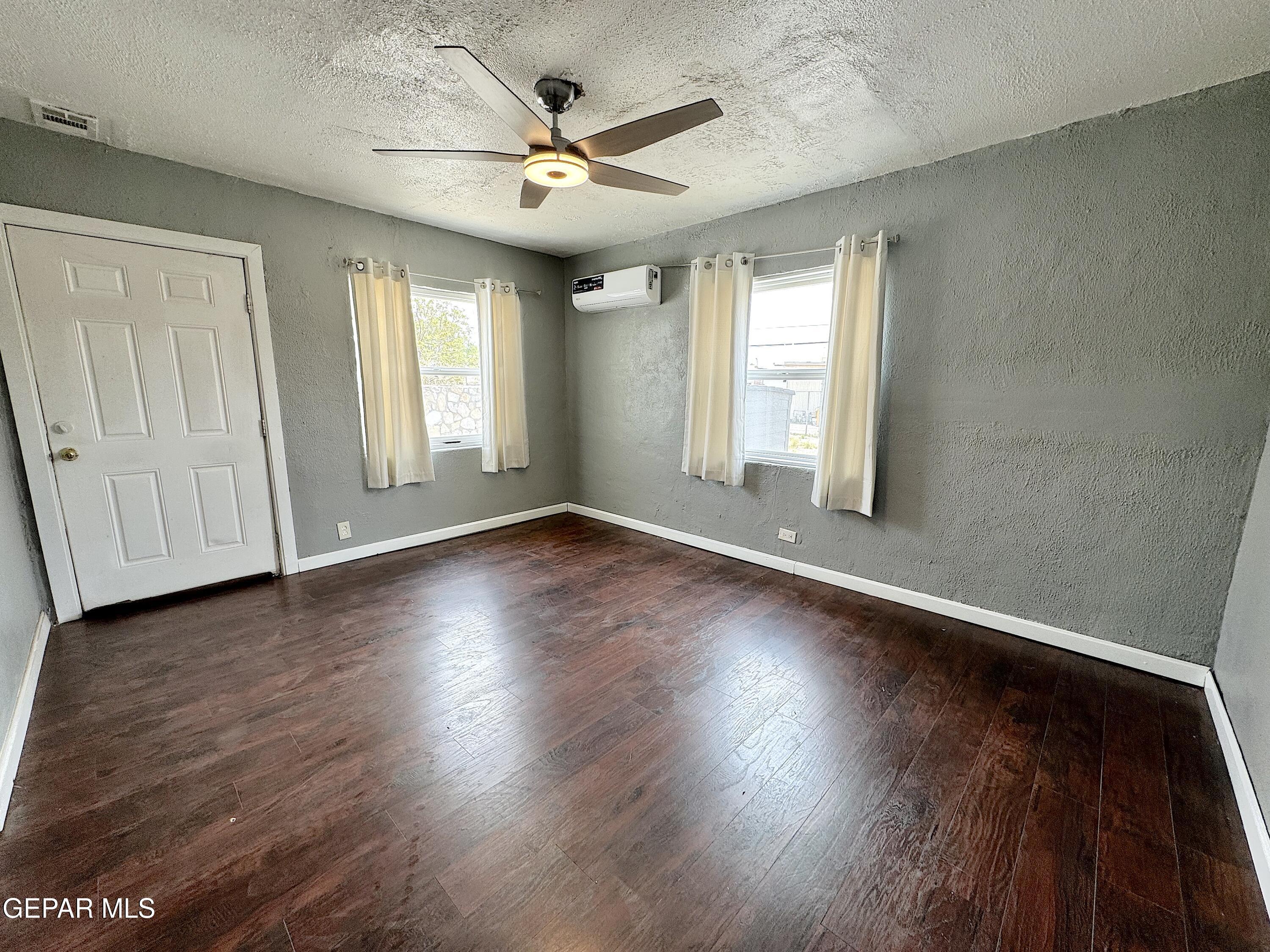 3906 1/2 Tularosa Avenue Property Photo 40