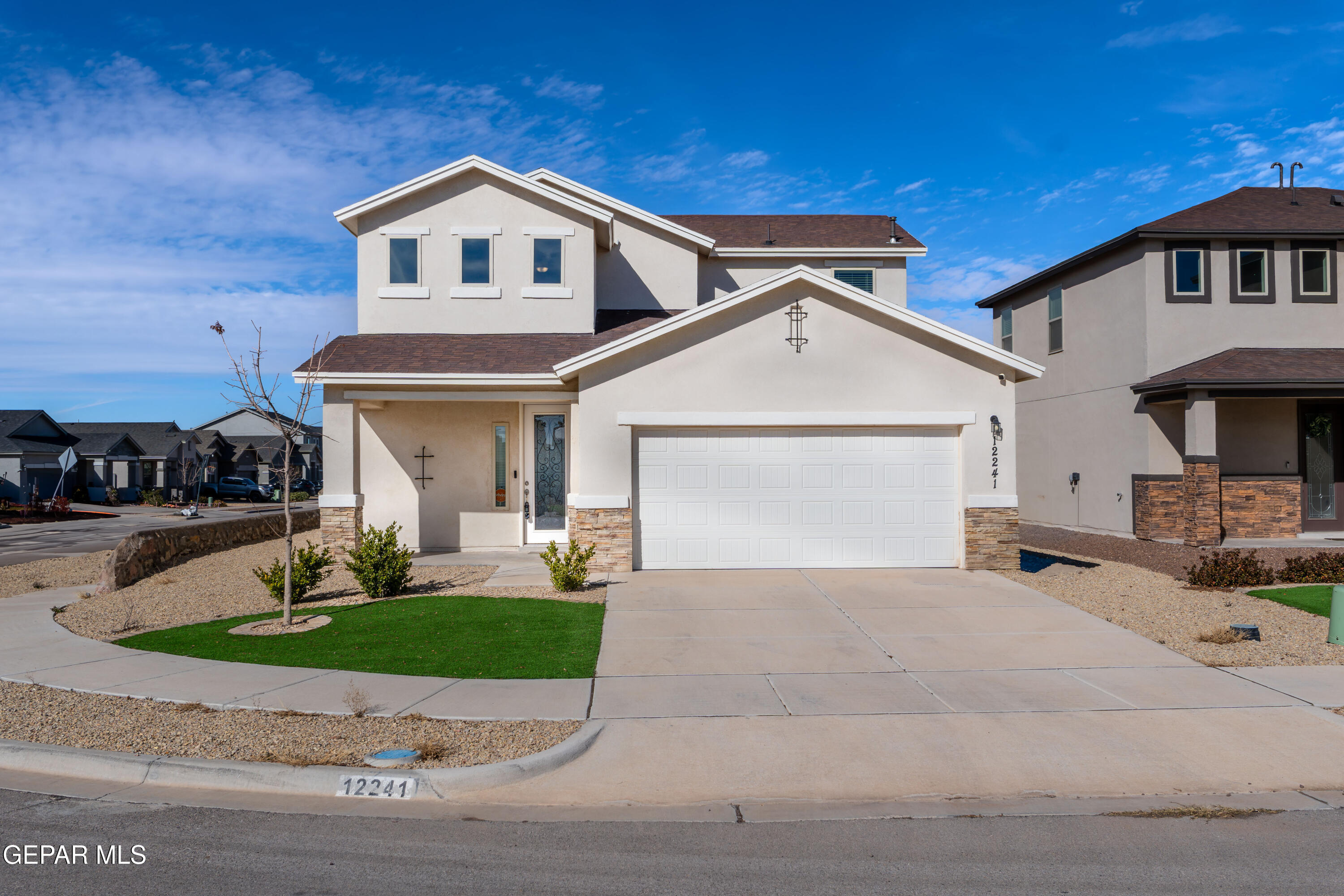 12241 Desert Pine Avenue Property Photo 1