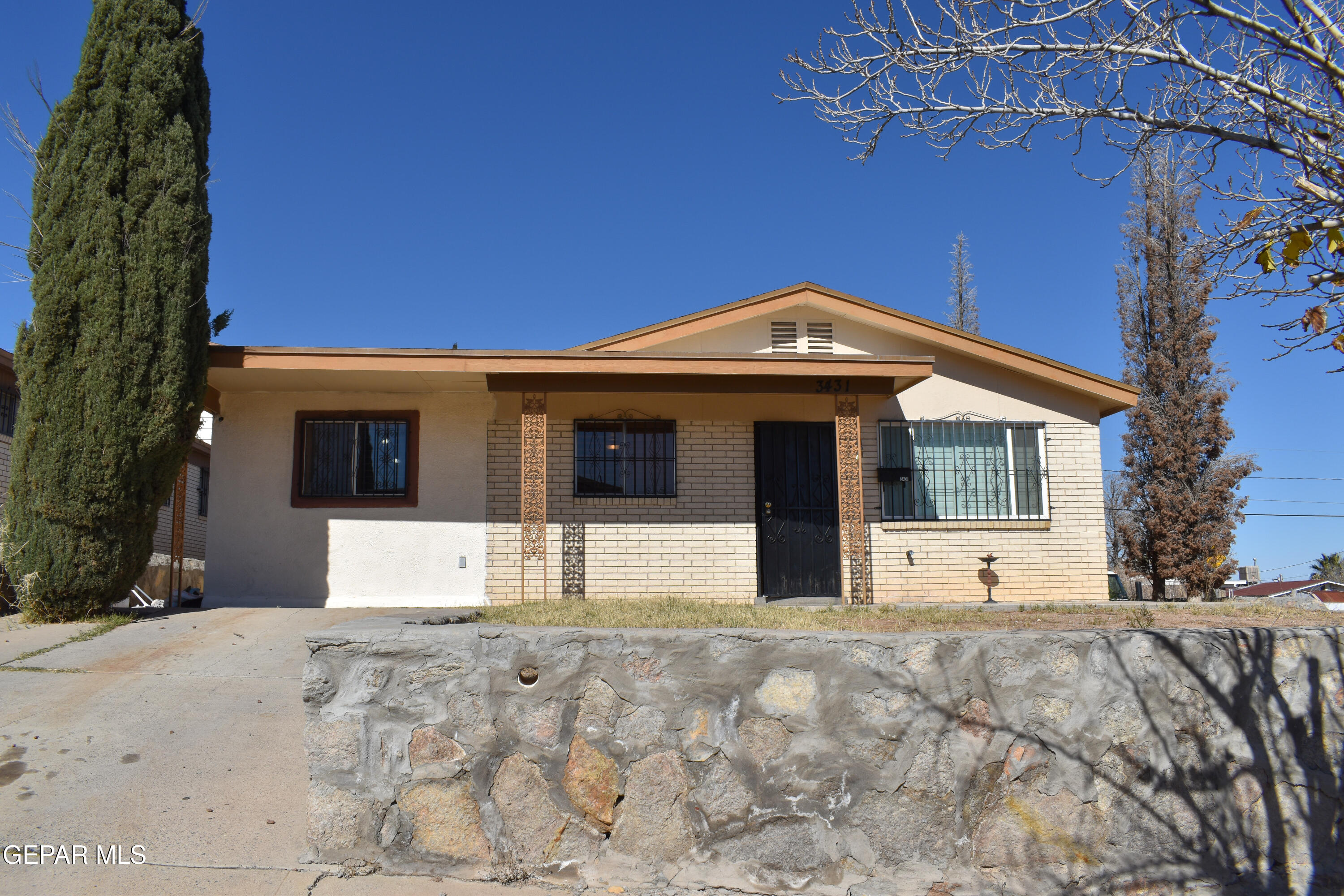 3431 Sheppard Avenue Property Photo 1