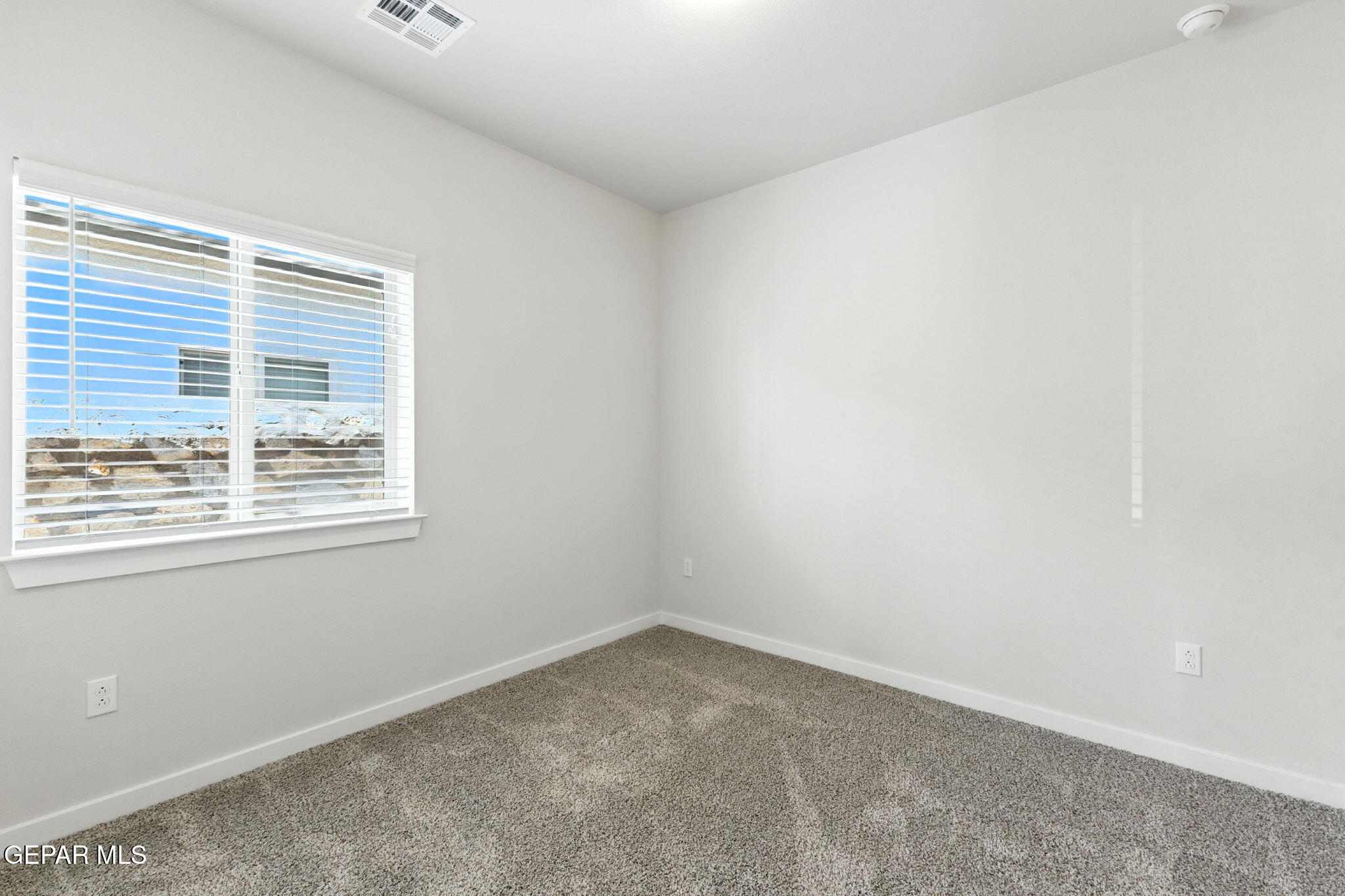664 Cedarwood Avenue Property Photo 44