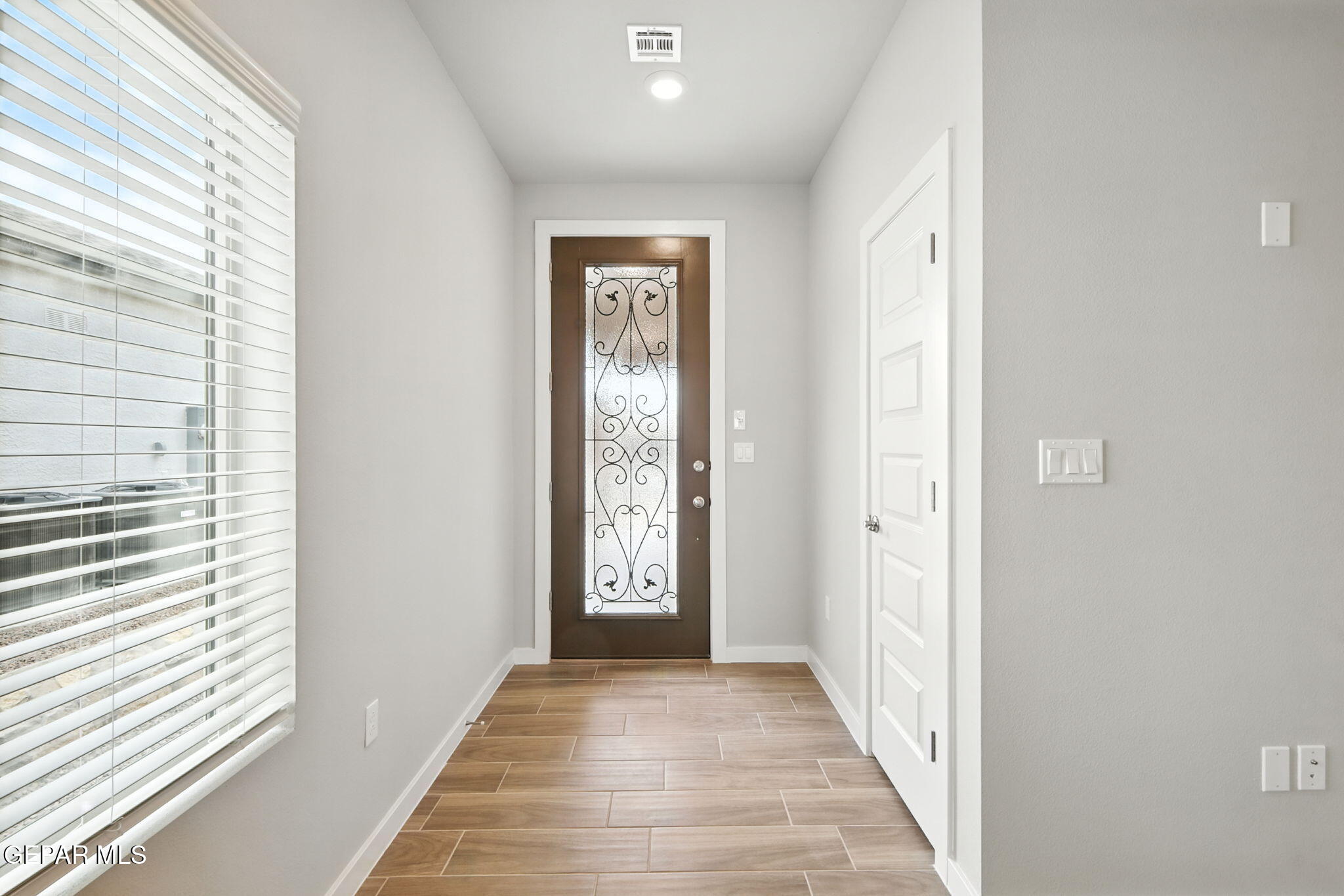 11861 Artekale Place Property Photo 8
