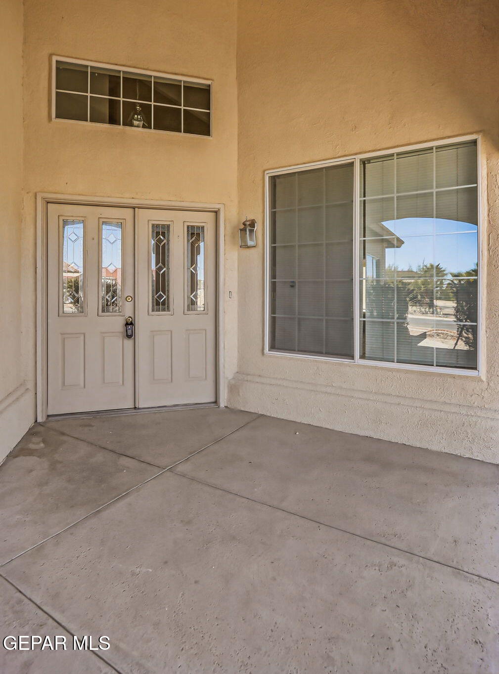 800 La Florida Drive Property Photo 5