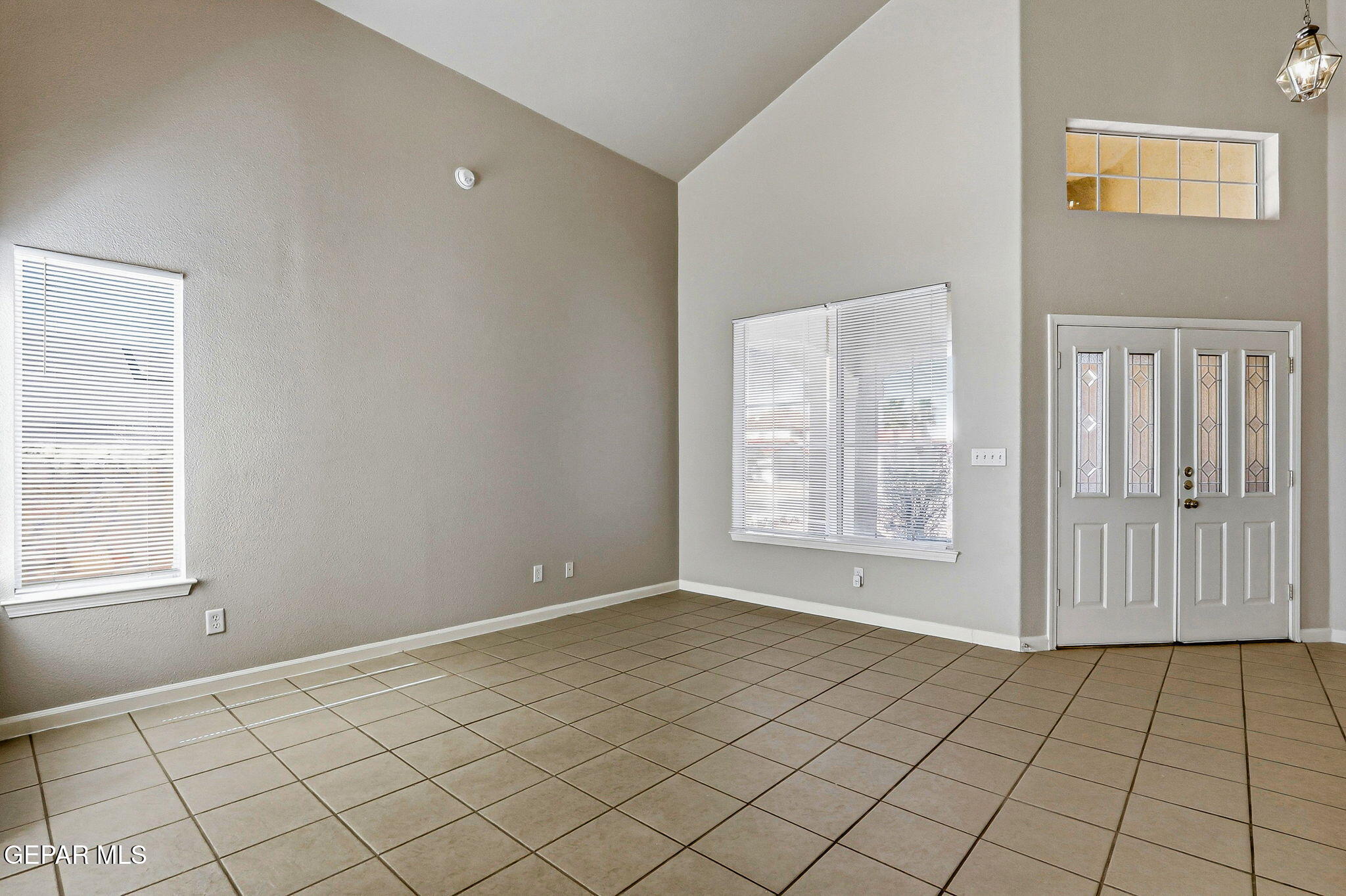 800 La Florida Drive Property Photo 7
