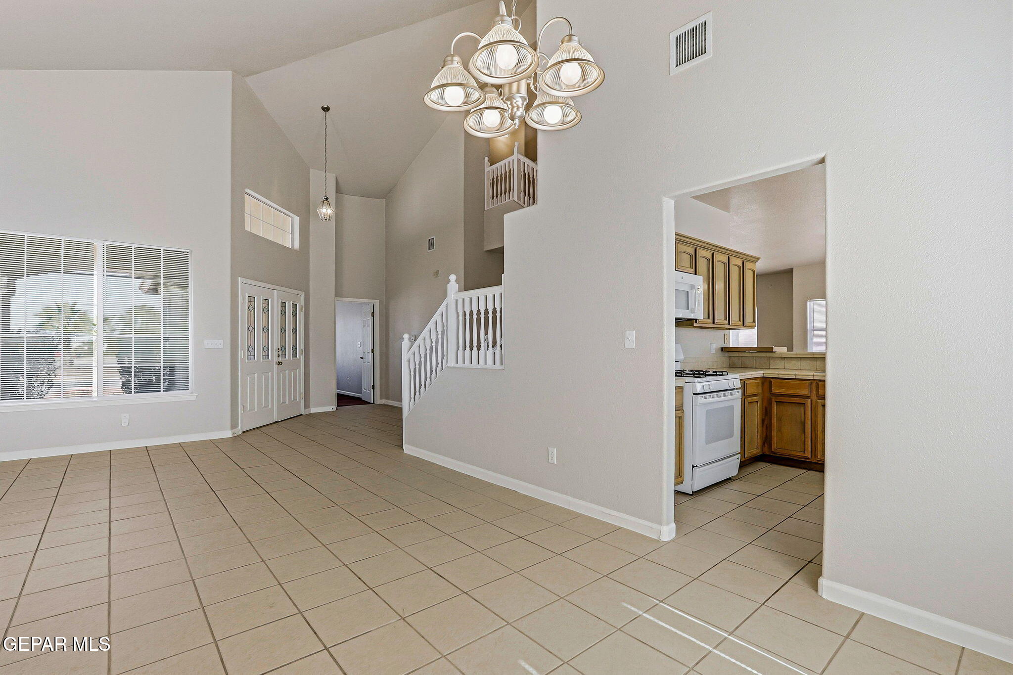 800 La Florida Drive Property Photo 9