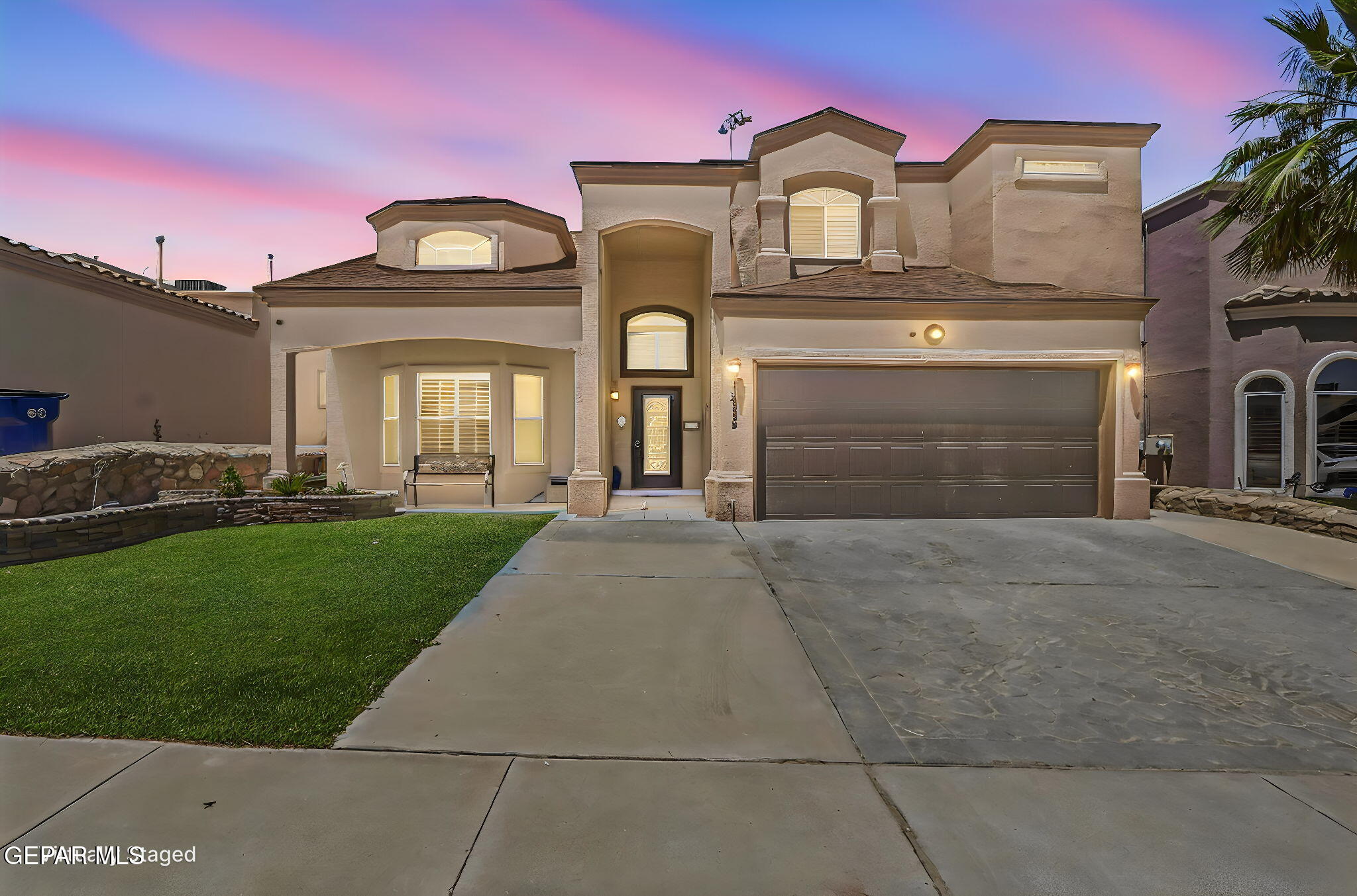 12589 Sun Trail Drive Property Photo 1