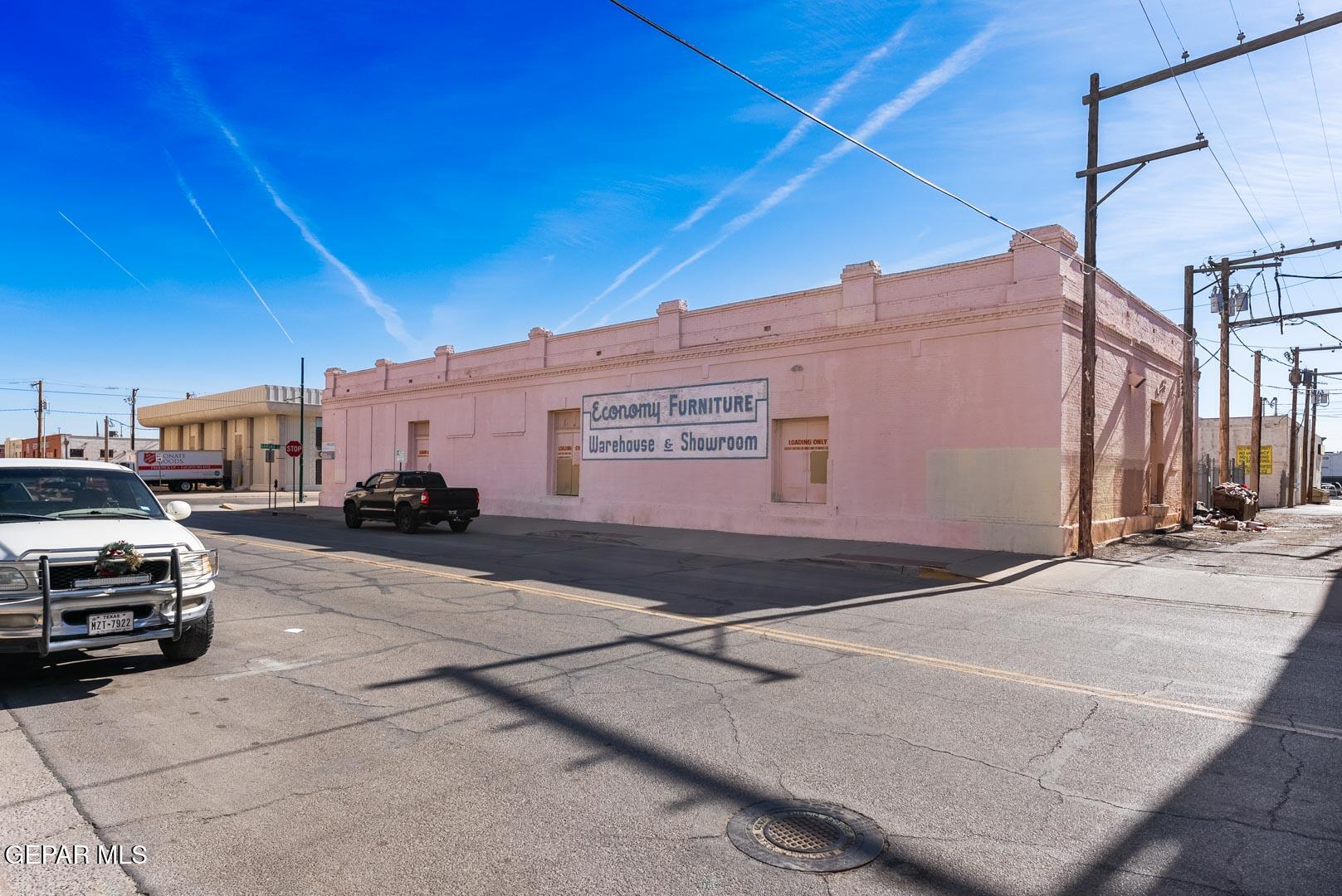 200 S Stanton Street Property Photo 19
