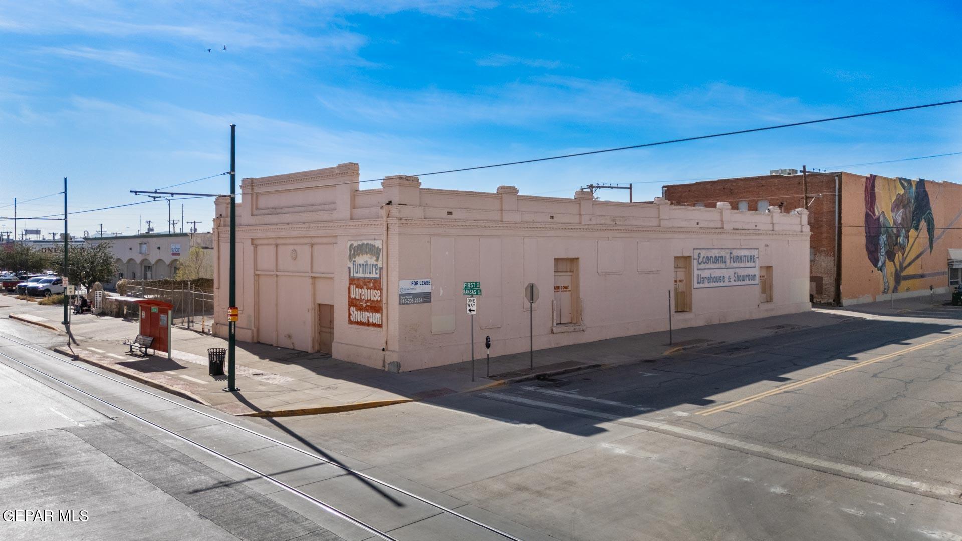 200 S Stanton Street Property Photo 31