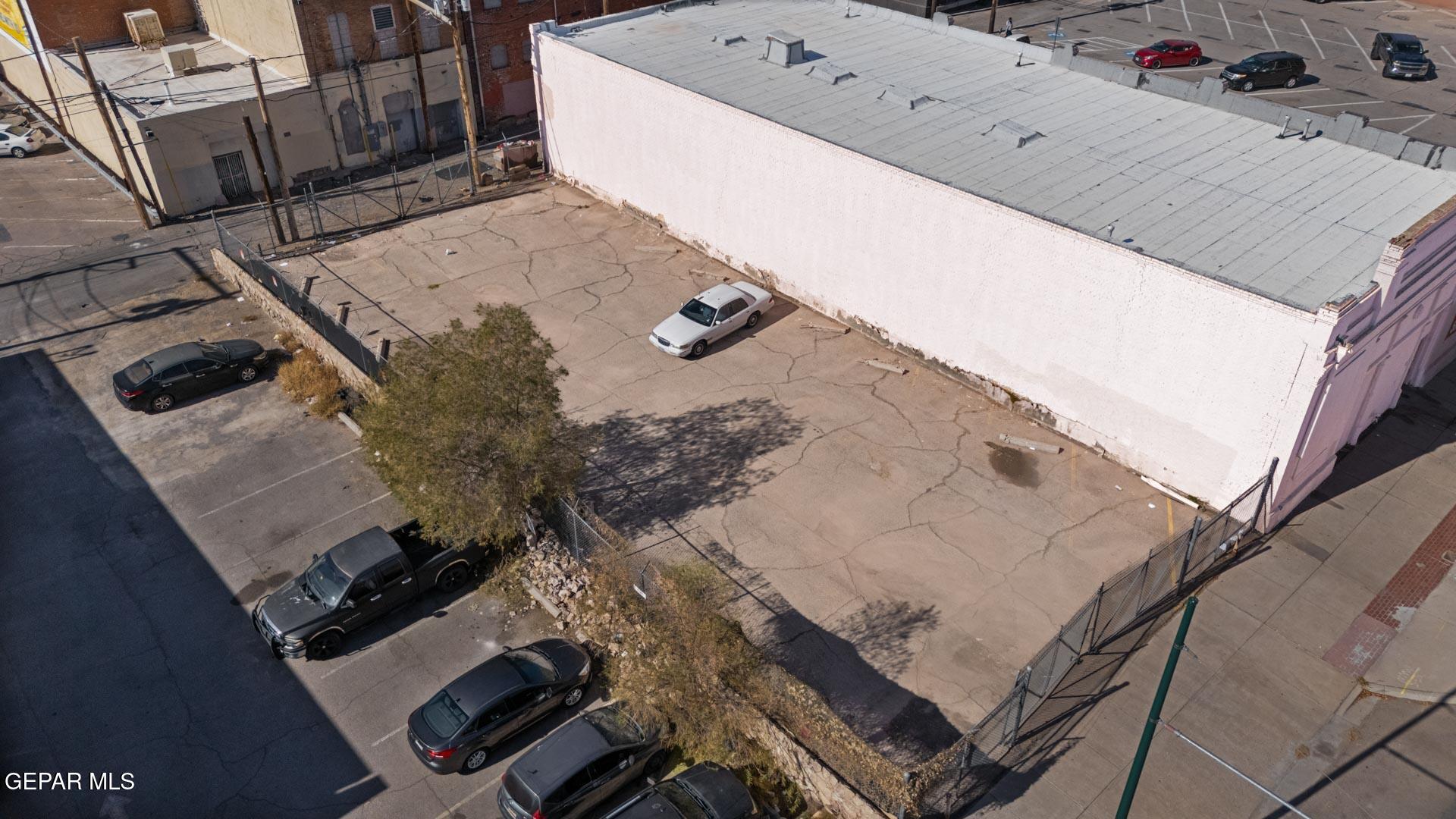 200 S Stanton Street Property Photo 33