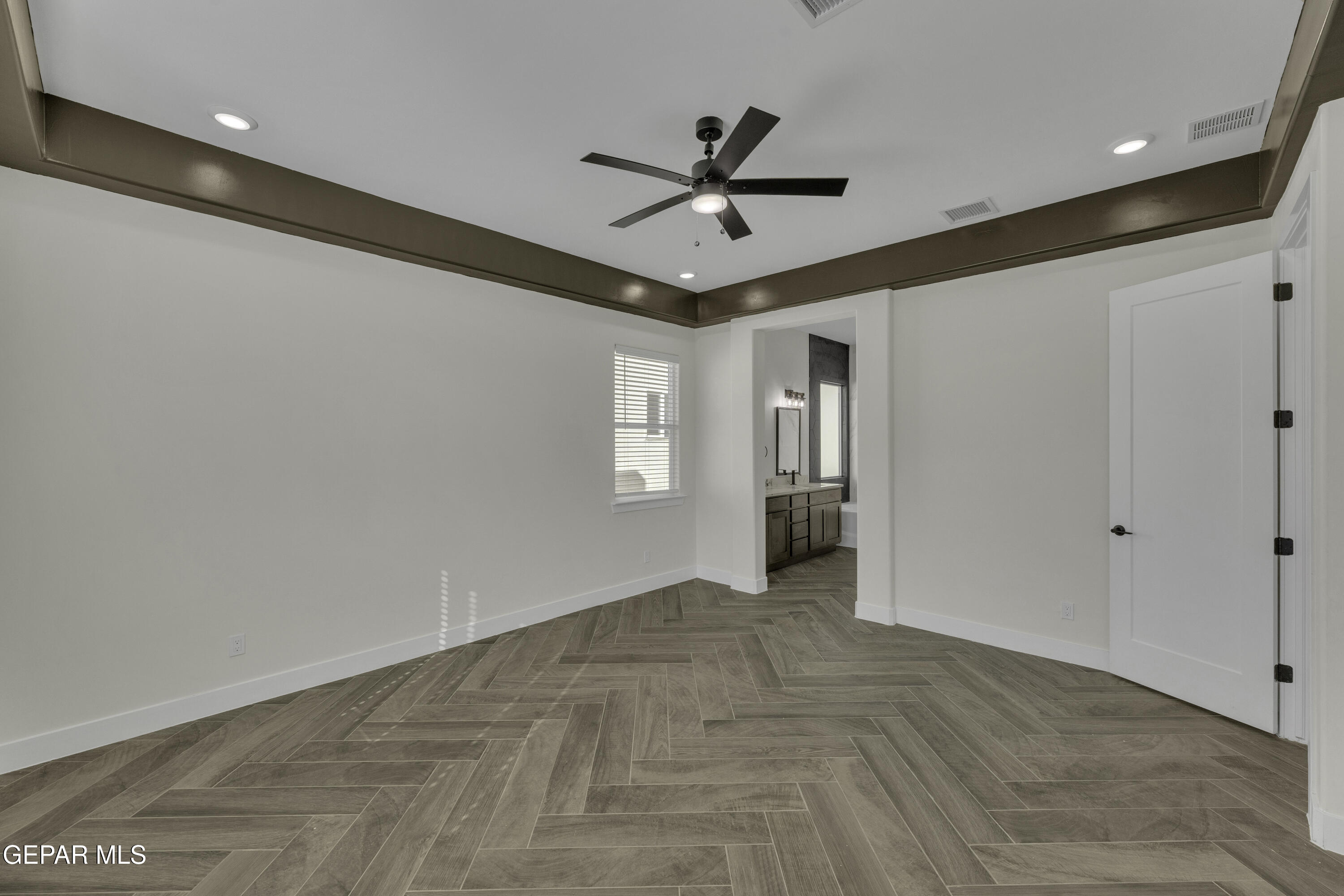1404 Harlan Point Place Property Photo 8
