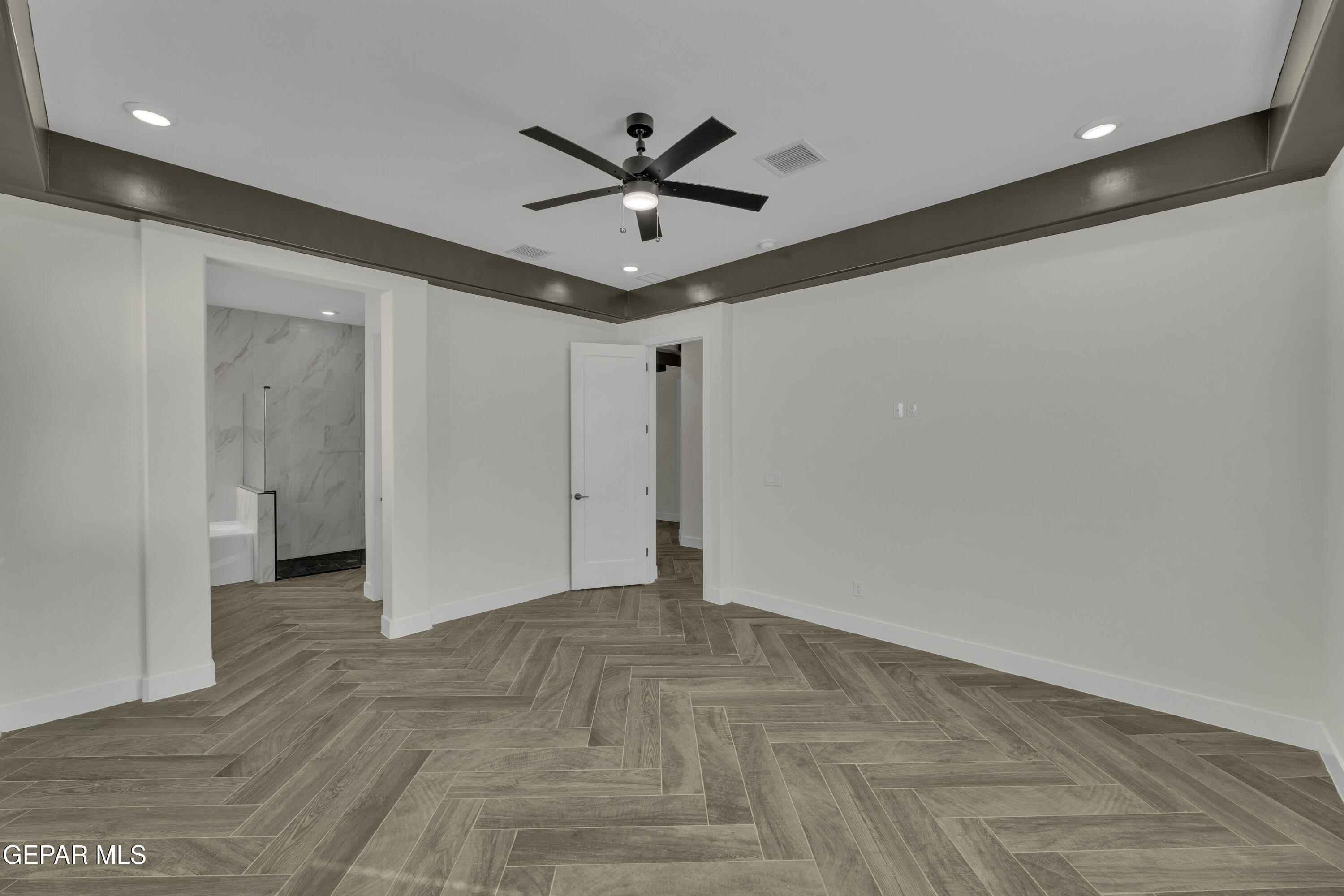 1404 Harlan Point Place Property Photo 9