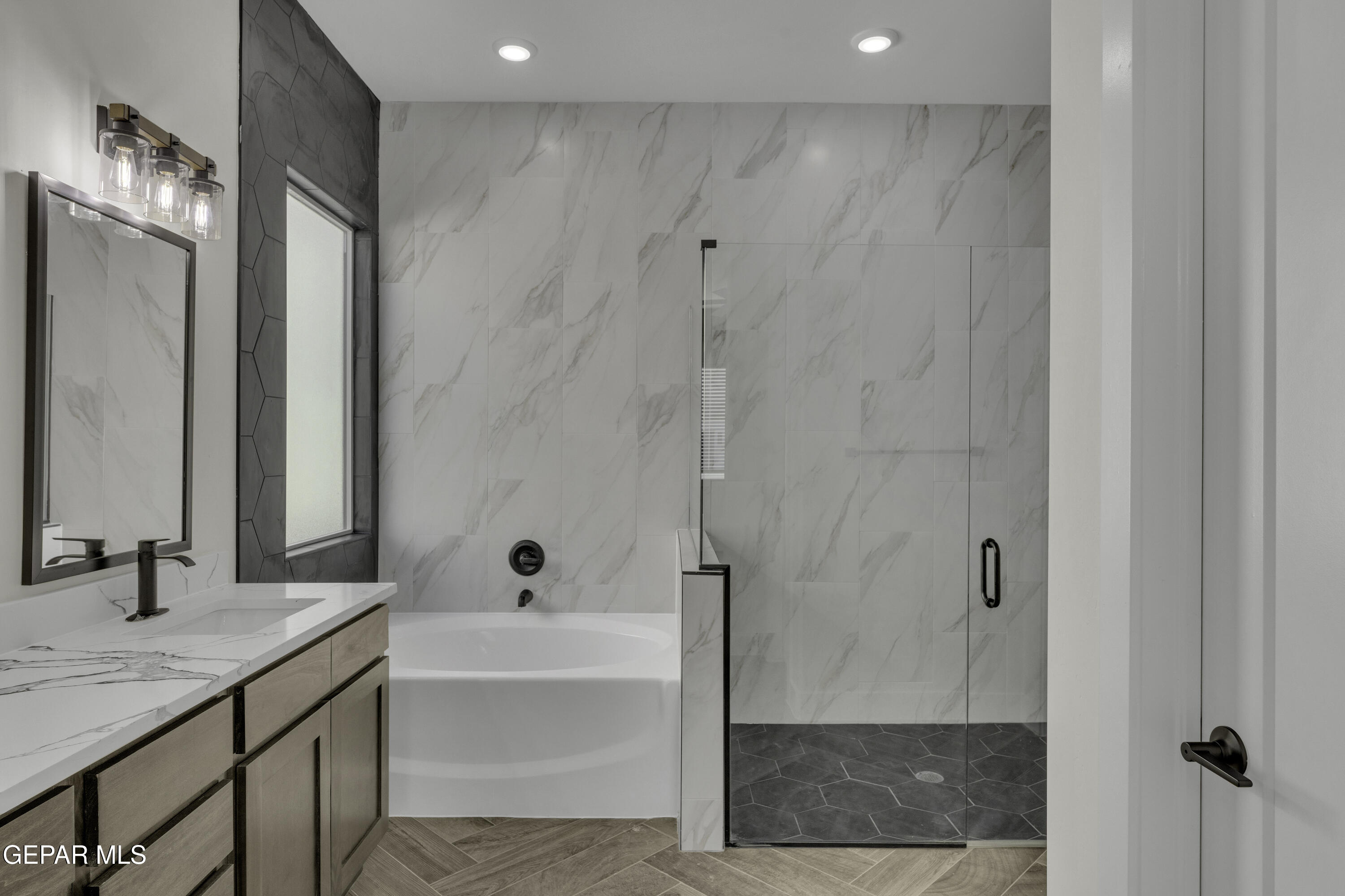 1404 Harlan Point Place Property Photo 11