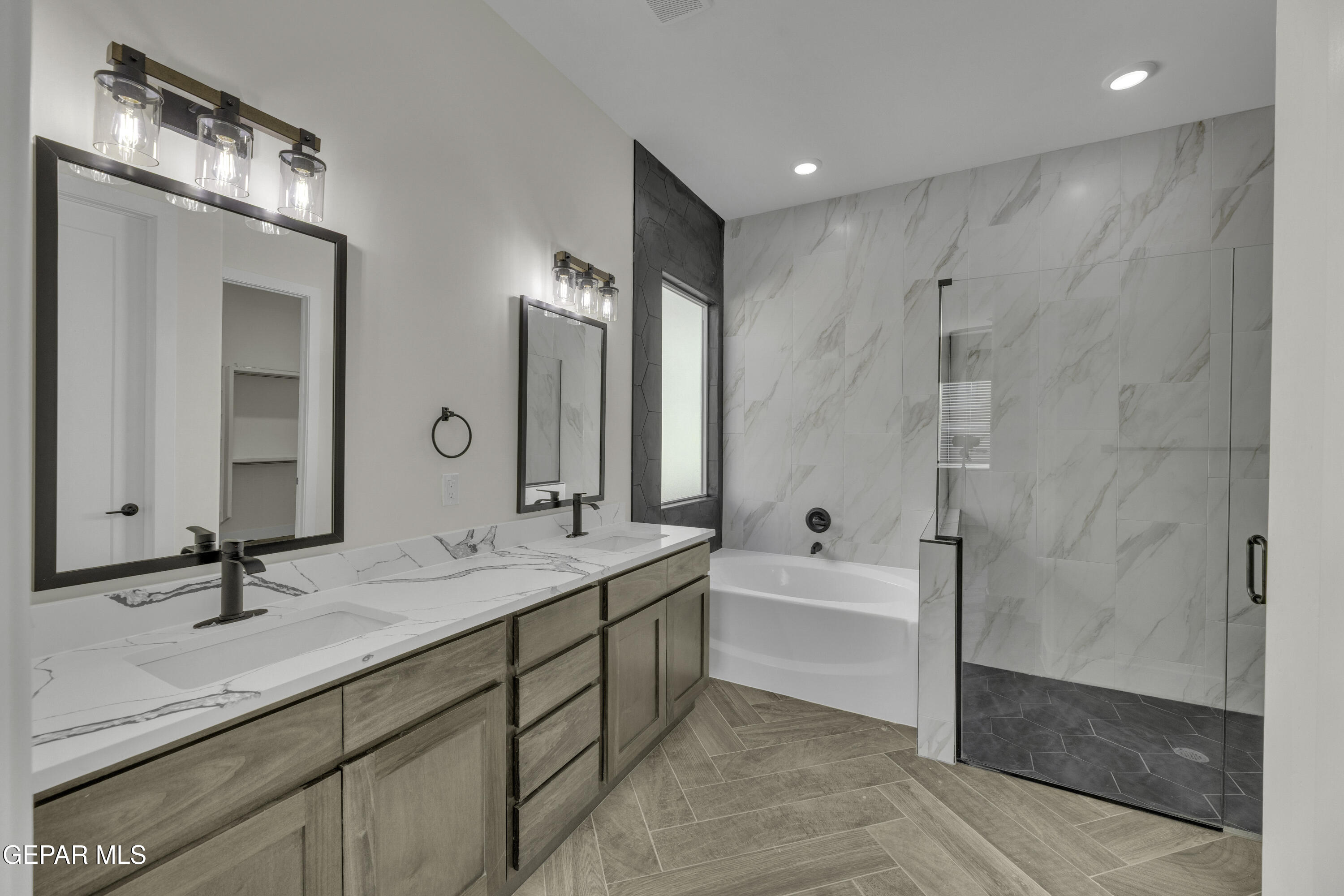 1404 Harlan Point Place Property Photo 12