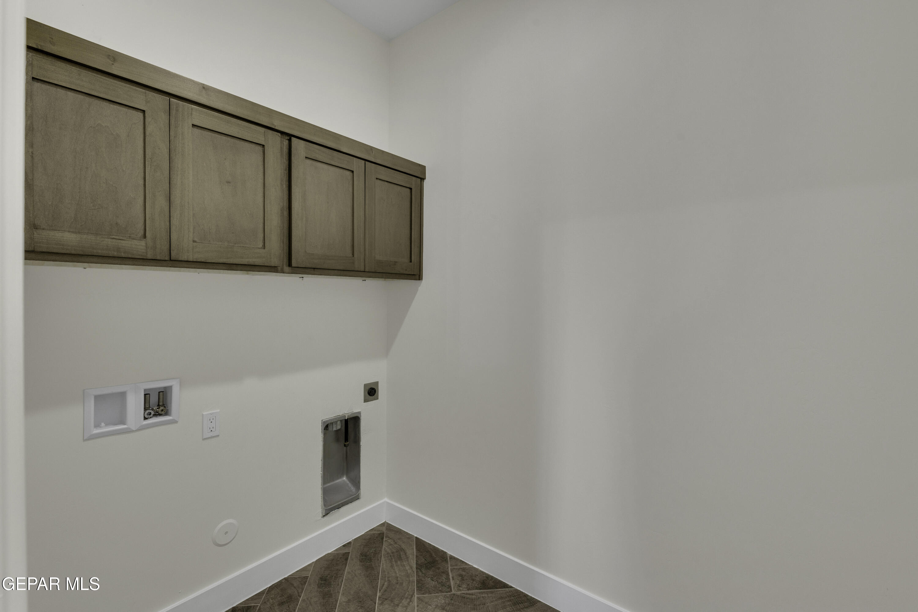 1404 Harlan Point Place Property Photo 42