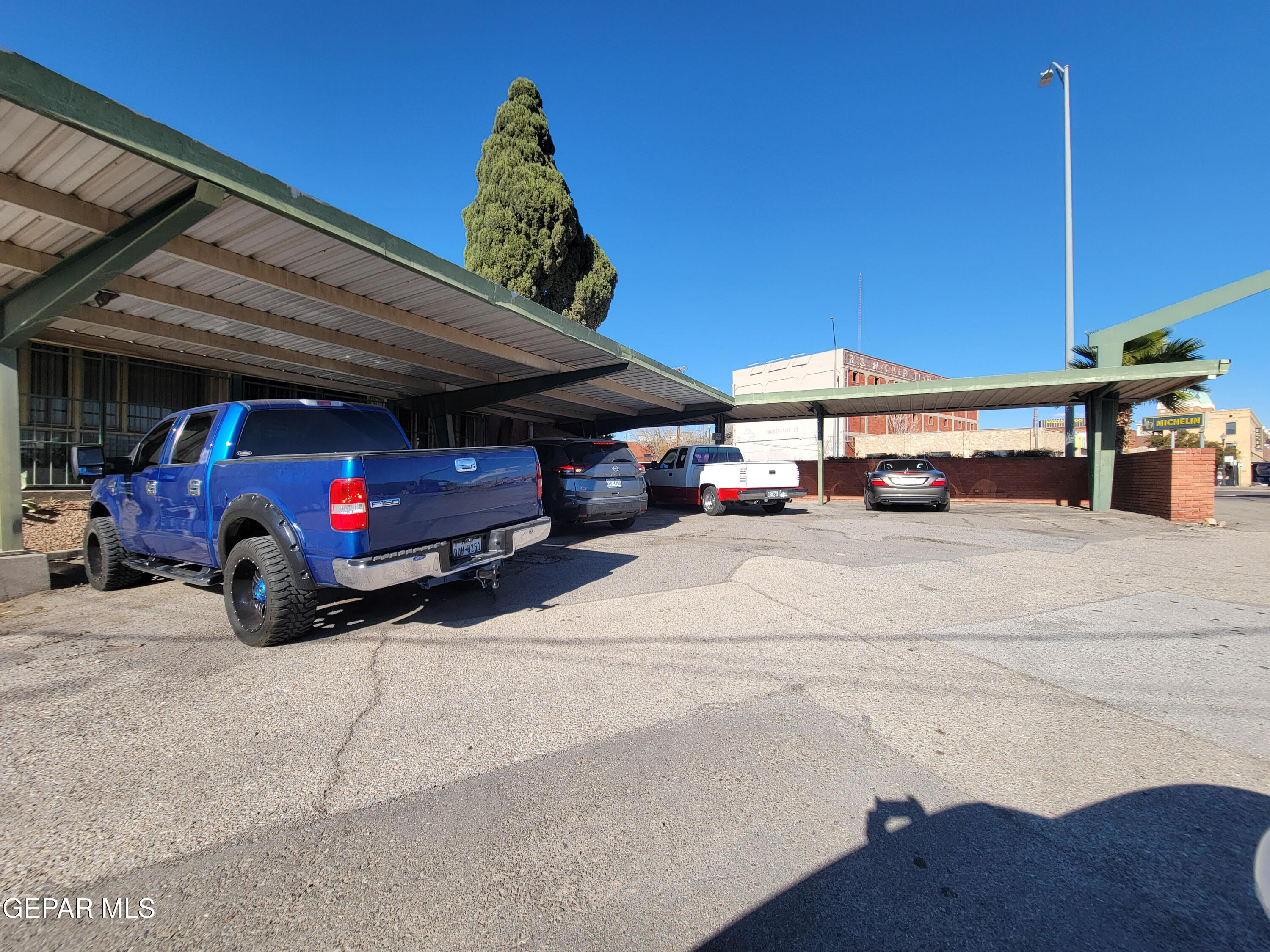 700 W Paisano Drive Property Photo 18